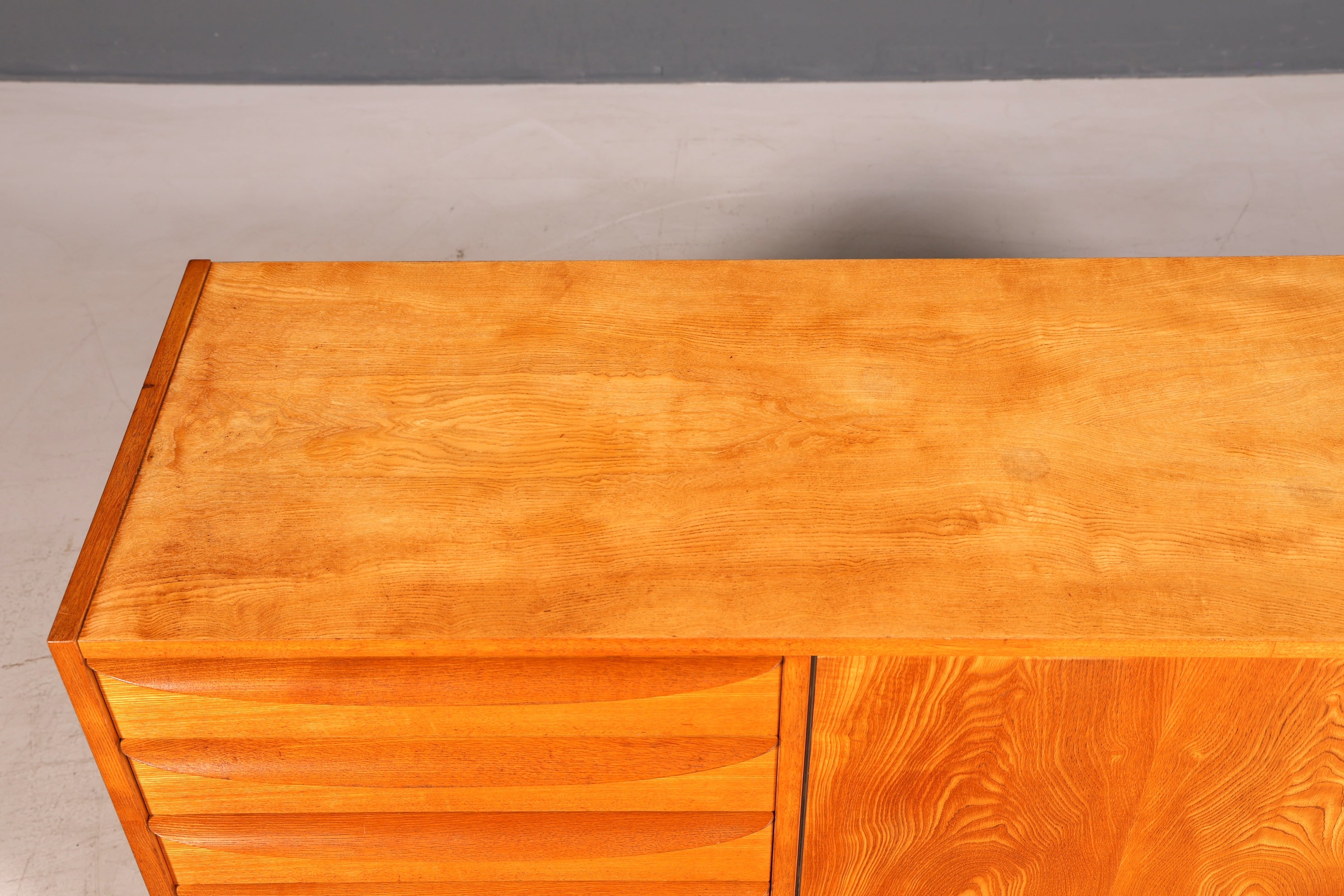Wunderschönes Original Hellerau Sideboard Franz Ehrlich 602 TV Schrank Mid Century Kommode