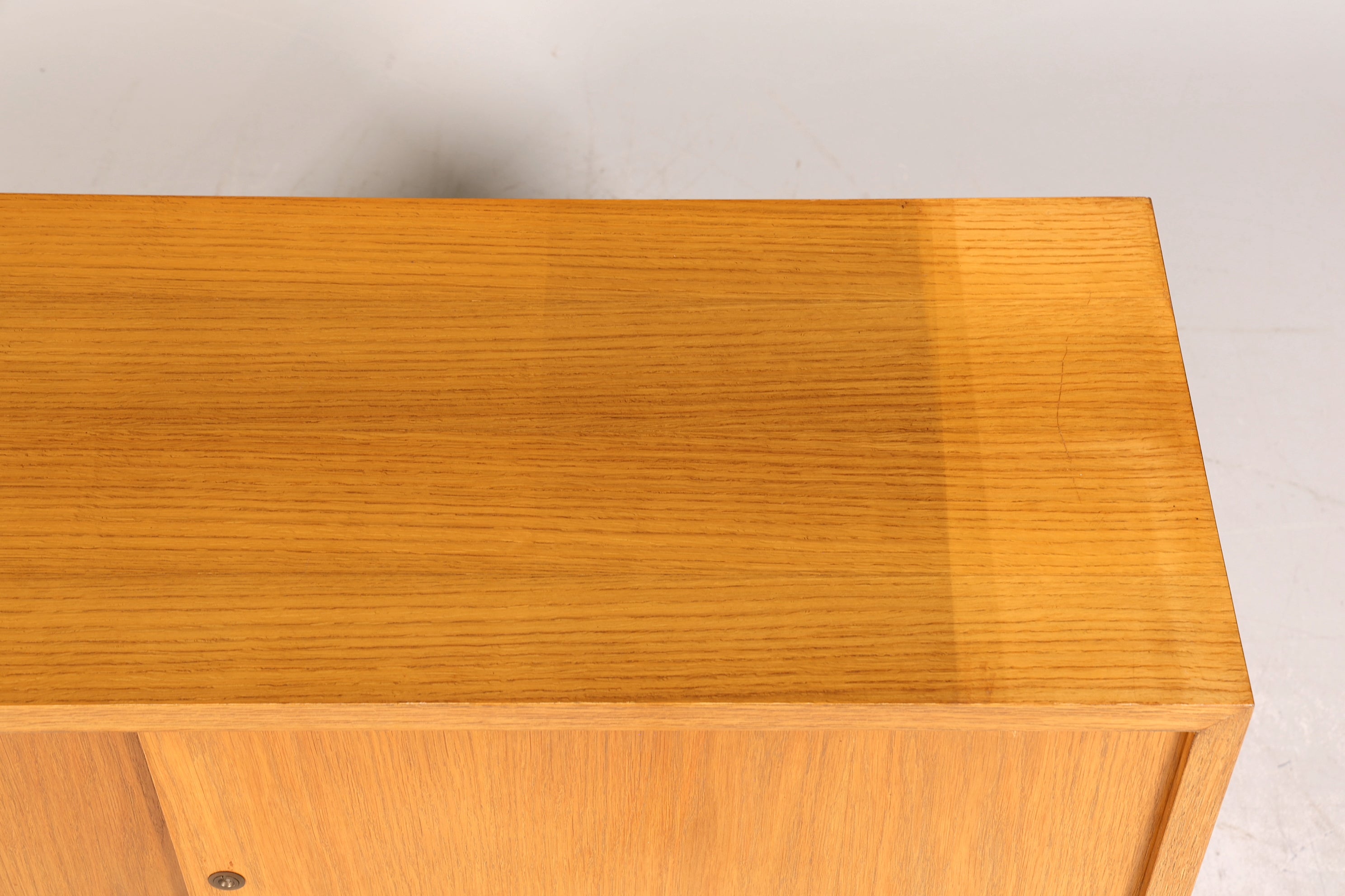 Wunderschöne Mid Century Kommode Vintage Schiebetür WB Schrank 60er Jahre 4 von 4