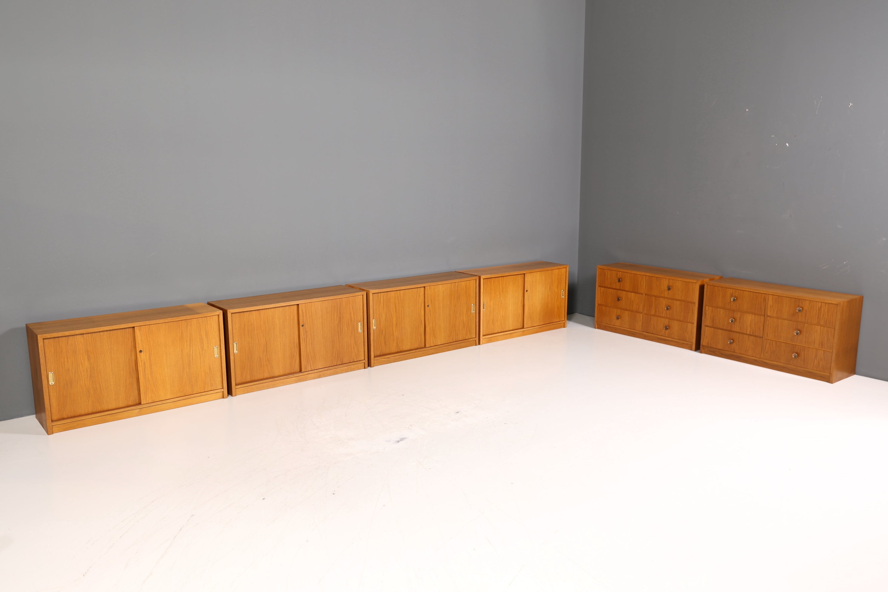 Wunderschöne Mid Century Kommode Vintage Schiebetür WB Schrank 60er Jahre 4 von 4