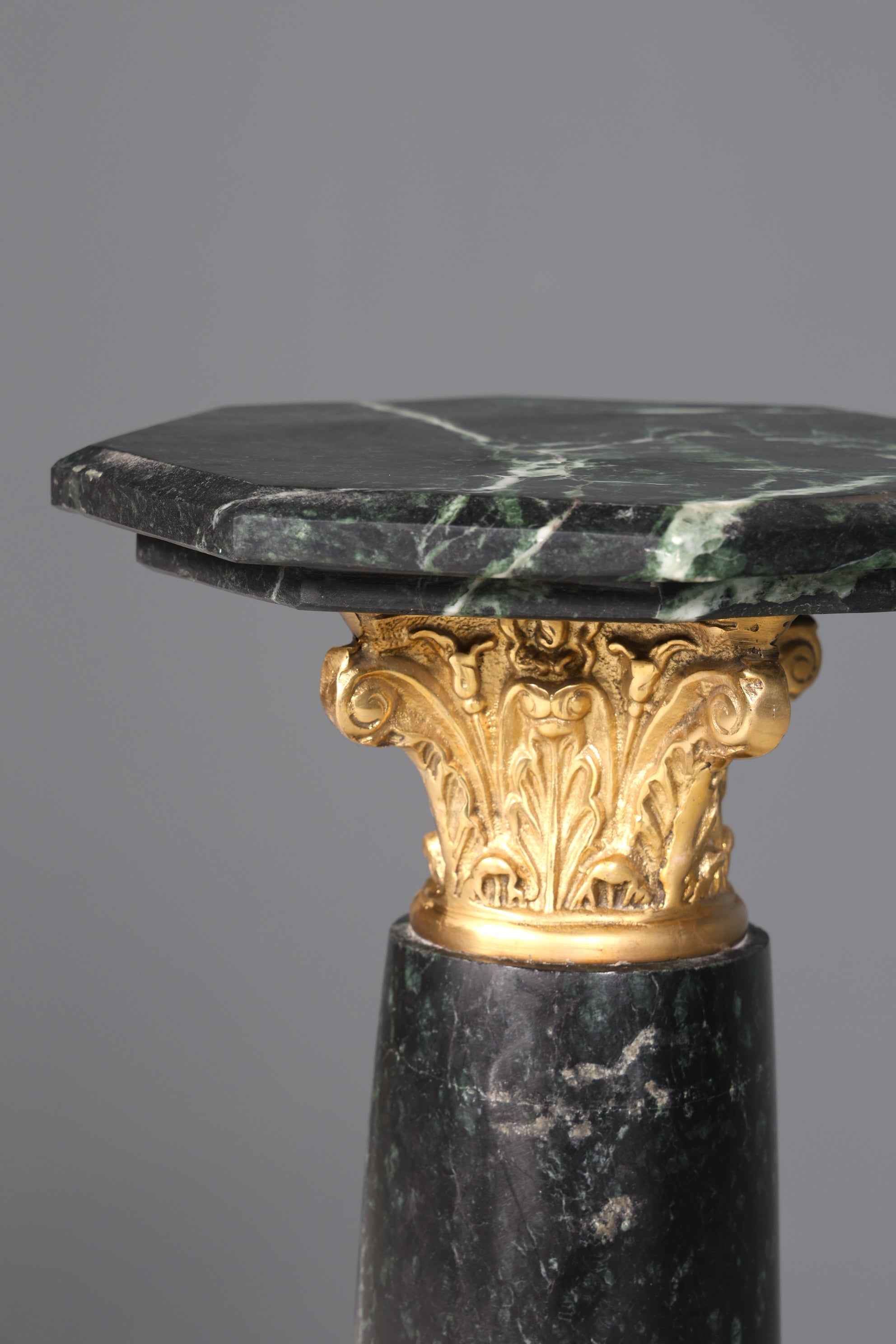 Wunderschöne Barock Stil Säule Louis XV Marmor Blumensäule Naturstein Sockel Ablage 1 von 3