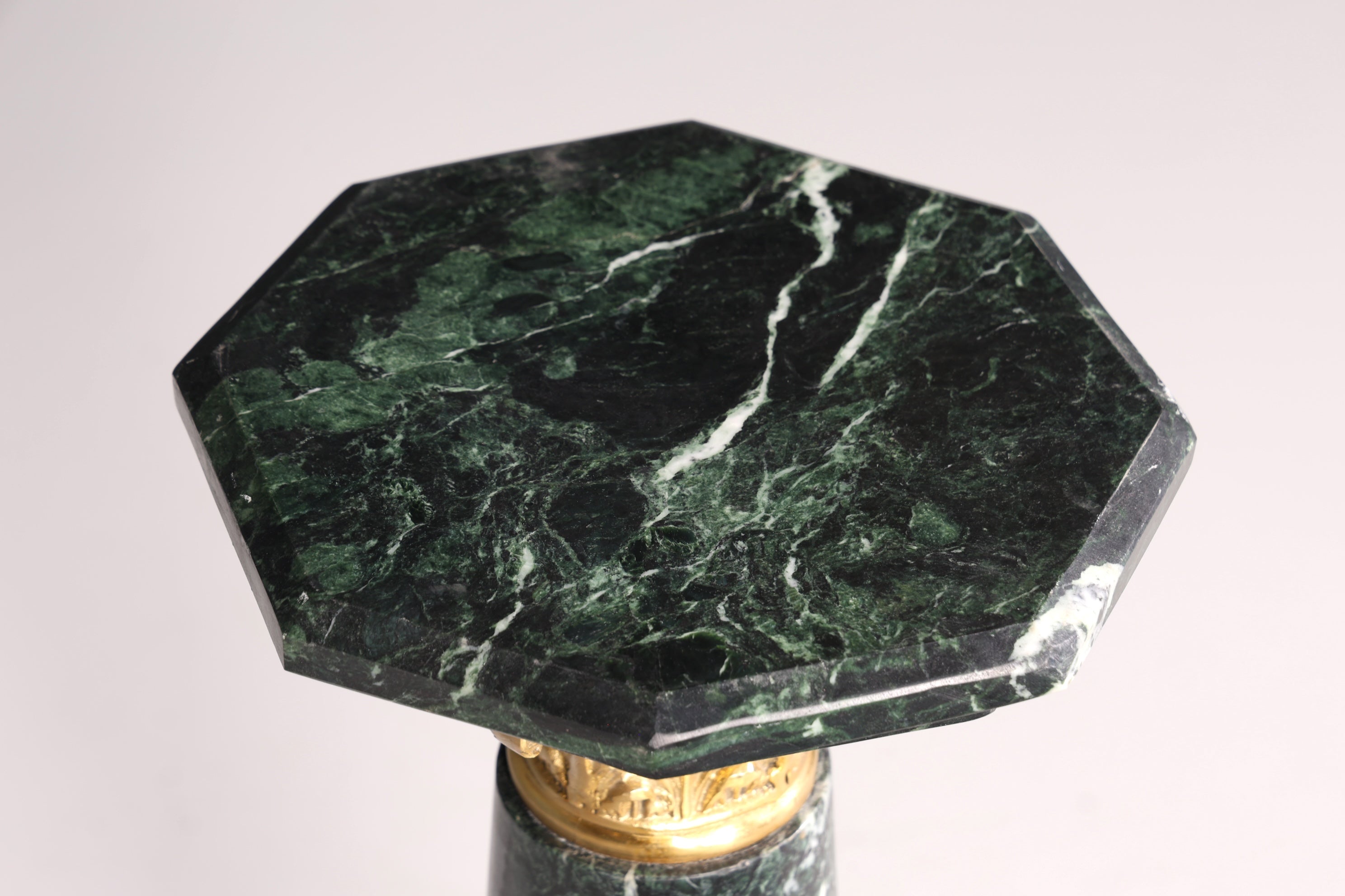 Wunderschöne Barock Stil Säule Louis XV Marmor Blumensäule Naturstein Sockel Ablage