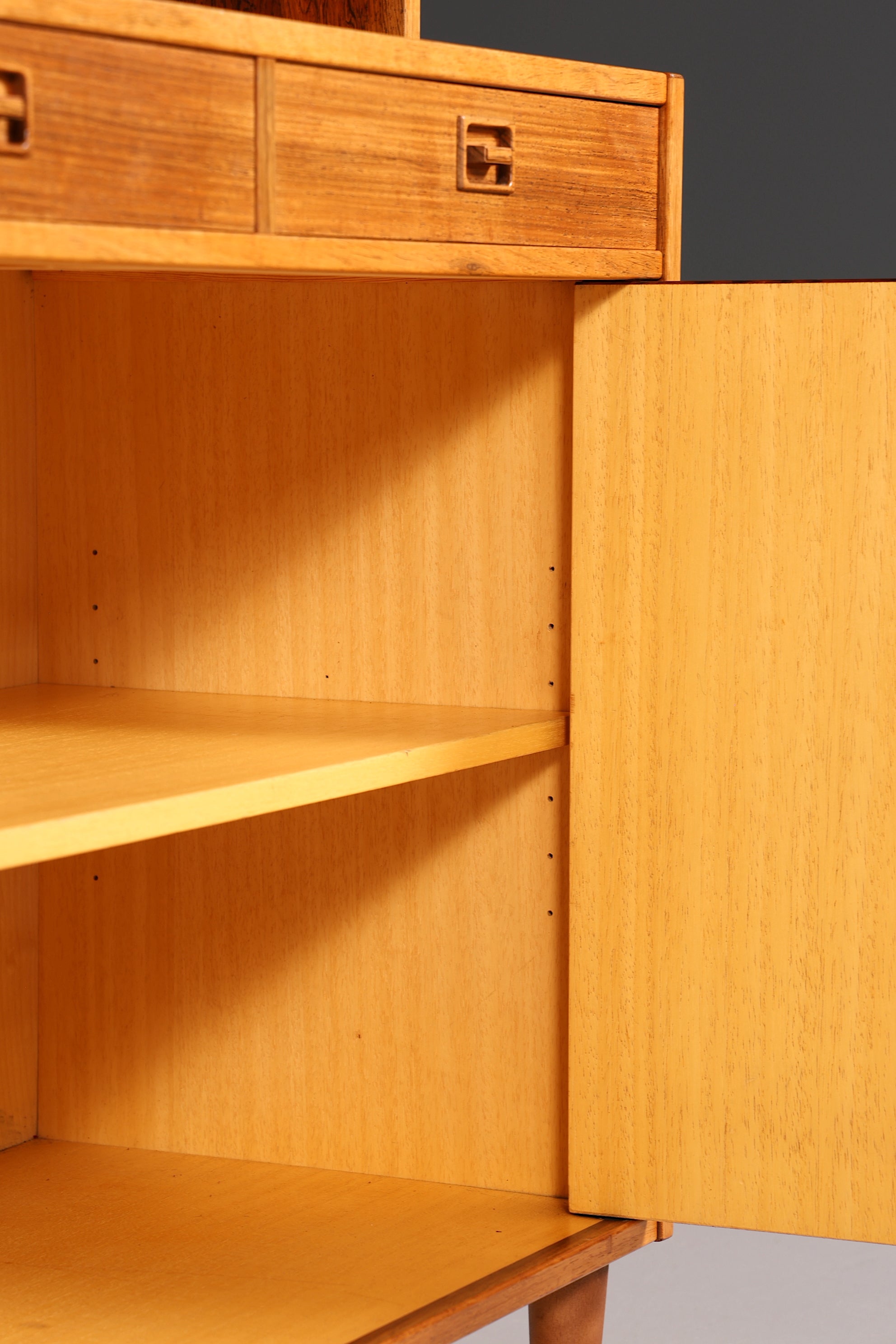 Traumhaftes Mid Century Regal echt Holz Schrank Danish Design Retro Kommode Vintage Bücherregal 60er Jahre 1 von 2