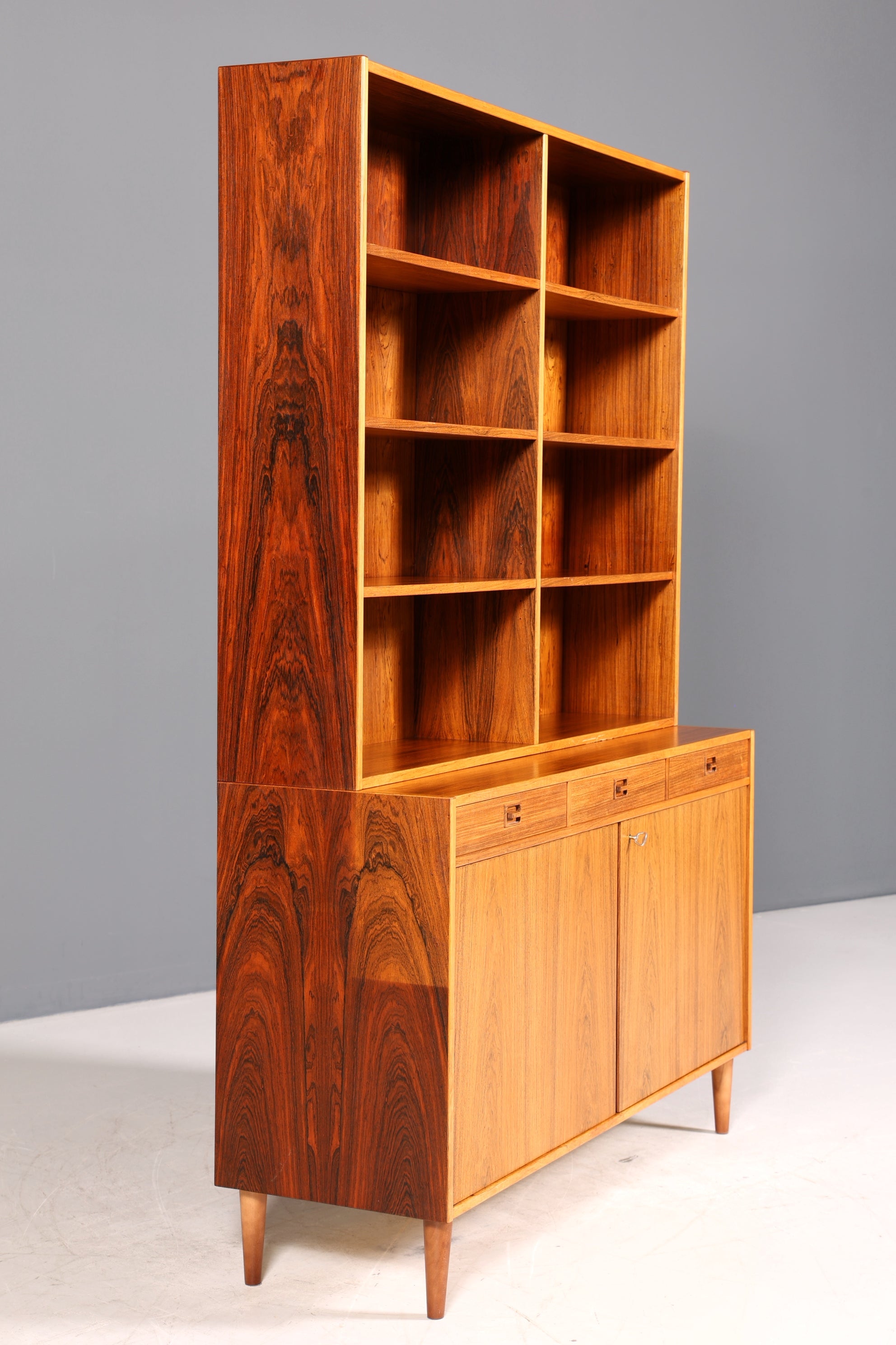 Traumhaftes Mid Century Regal echt Holz Schrank Danish Design Retro Kommode Vintage Bücherregal 60er Jahre 2 von 2