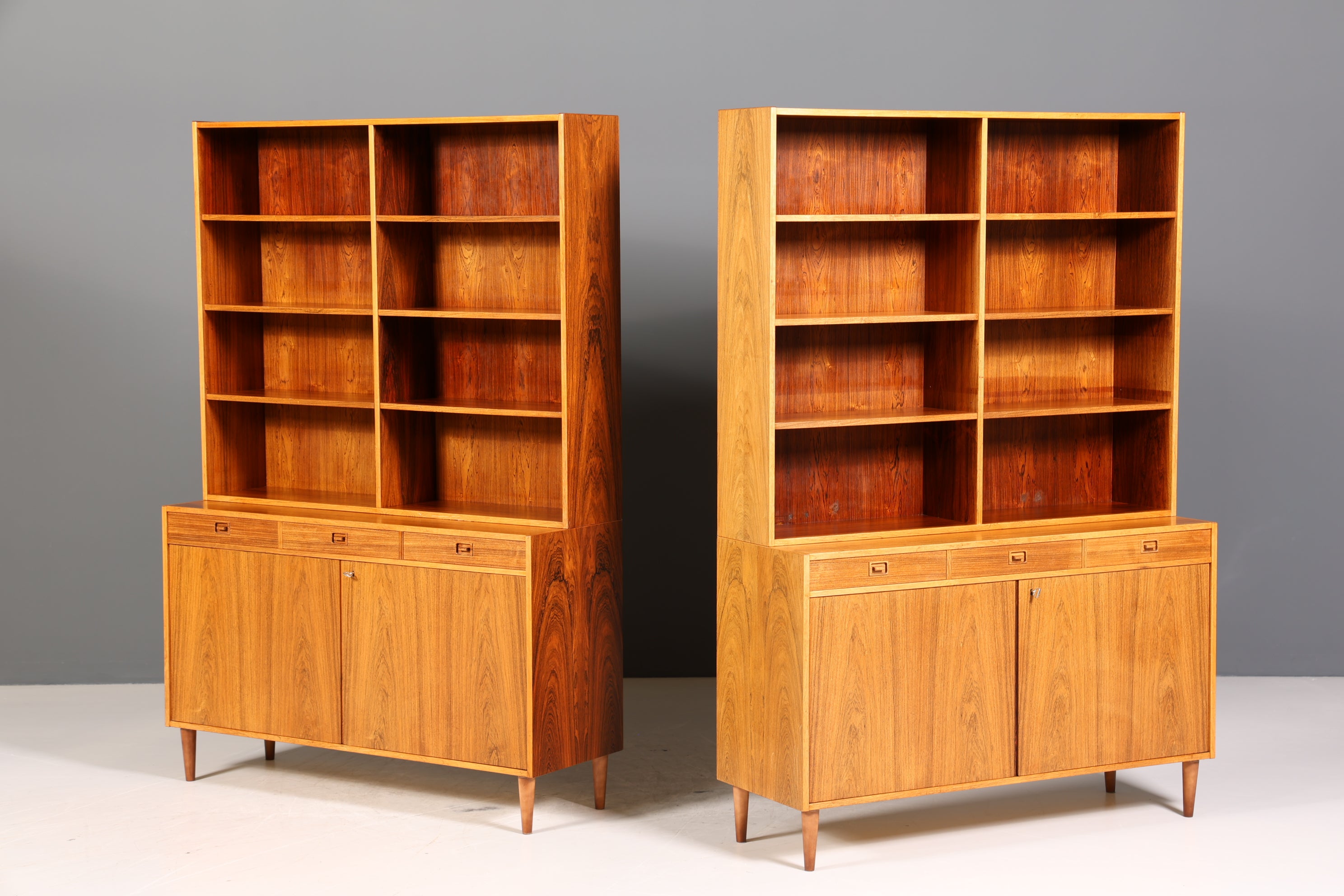 Traumhaftes Mid Century Regal echt Holz Schrank Danish Design Retro Kommode Vintage Bücherregal 60er Jahre 1 von 2