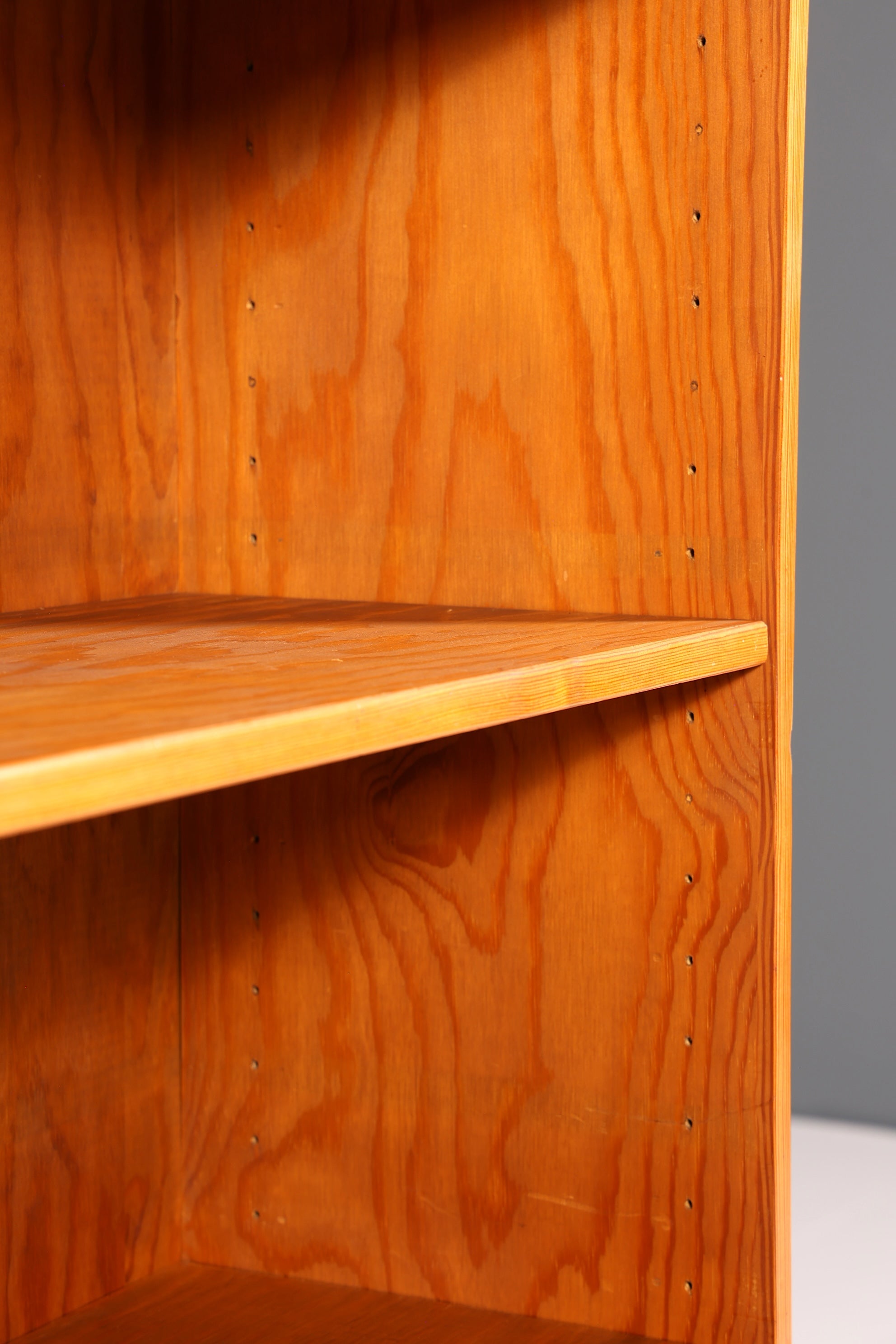 Stilvolles Mid Century Regal echt Holz Vintage Bücherregal Schrank Buchablage 60s Bookshelf 1 von 5