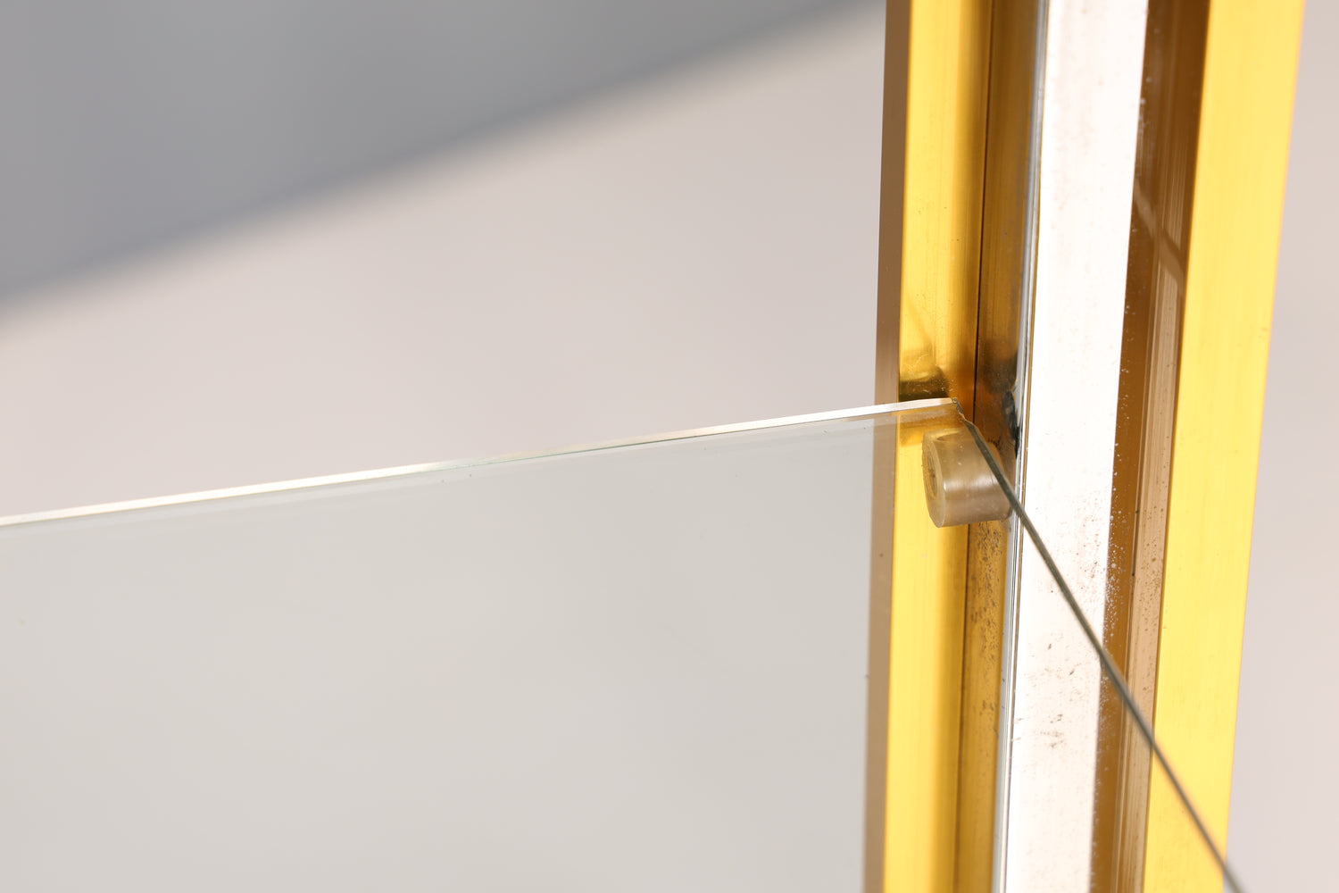 Wunderschönes Bücherregal Design by Renato Zevi Chrome Regal Mid Century Buchablage 1 von 2