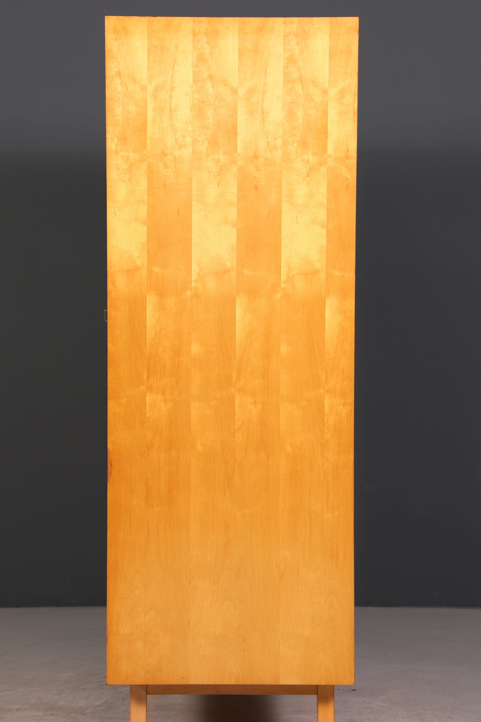 E833 Finish Traumhafter Mid Century Kleiderschrank Vintage Schrank Retro Wäscheschrank