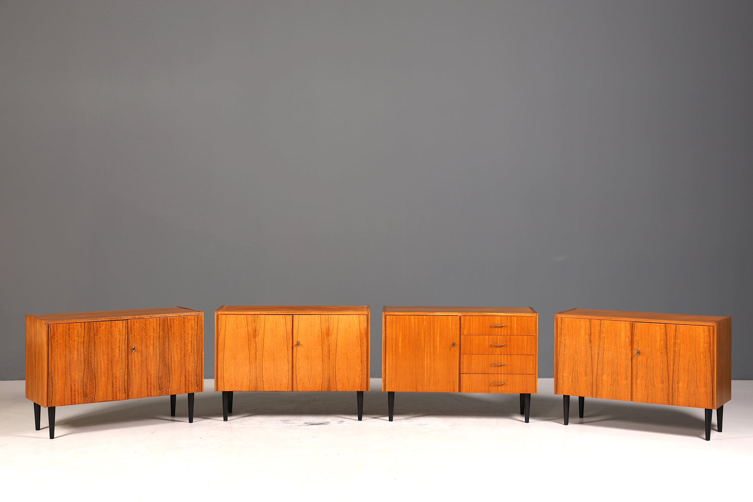 E862 Finish Wunderschöne Mid Century Kommode Vintage Schrank Retro Flur Kommode 60s Regal Sideboard