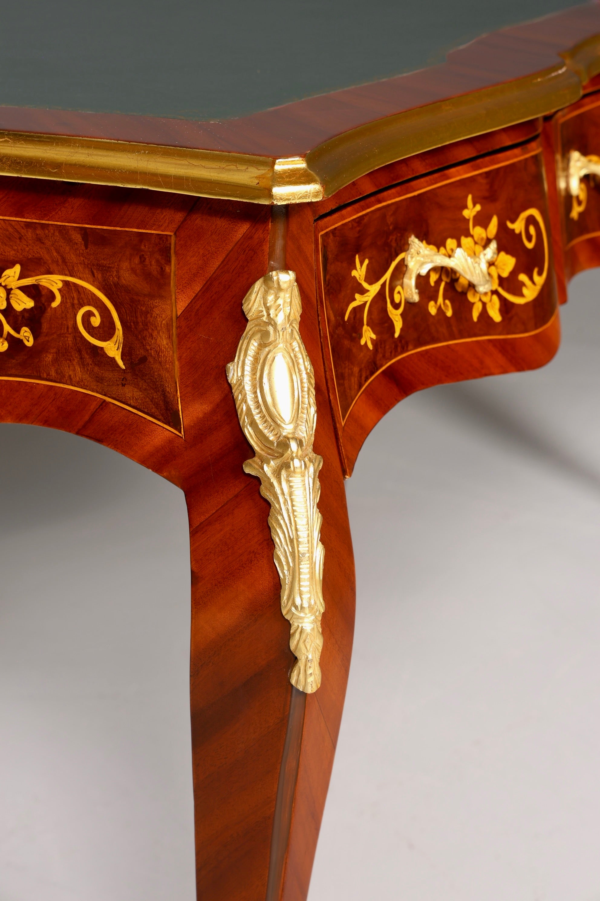 Prächtiger Louis XV Stil Schreibtisch French Desk Antik Stil Bürotisch Office Table