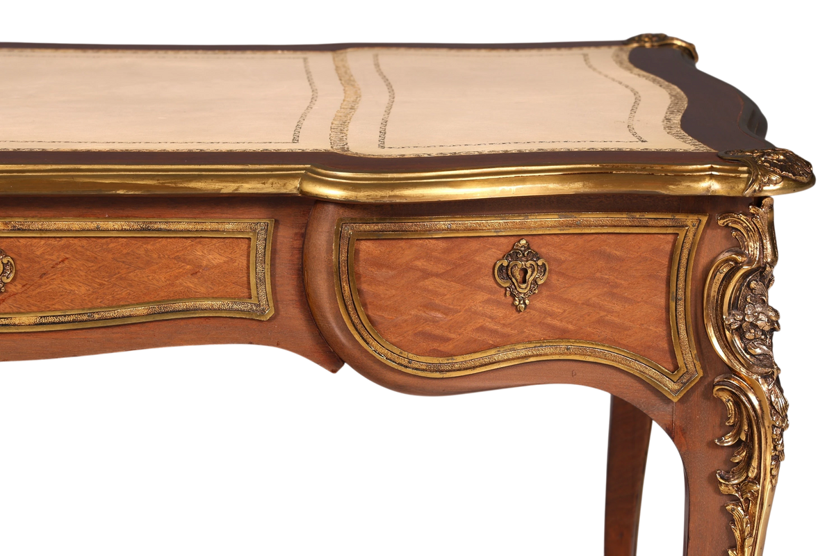 G078 Finish - Louis XV Barock Schreibtisch usw. Messing Zarge, Preis muss ich noch recherchieren