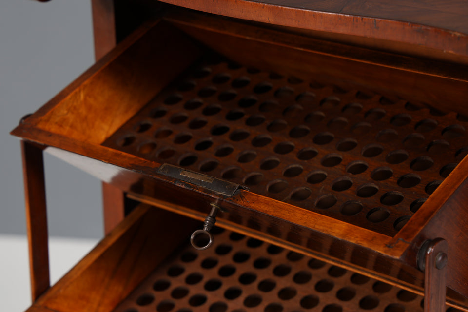 Ungewöhnlicher Biedermeier Nähschrank Antik Mahagoni Nähkästchen