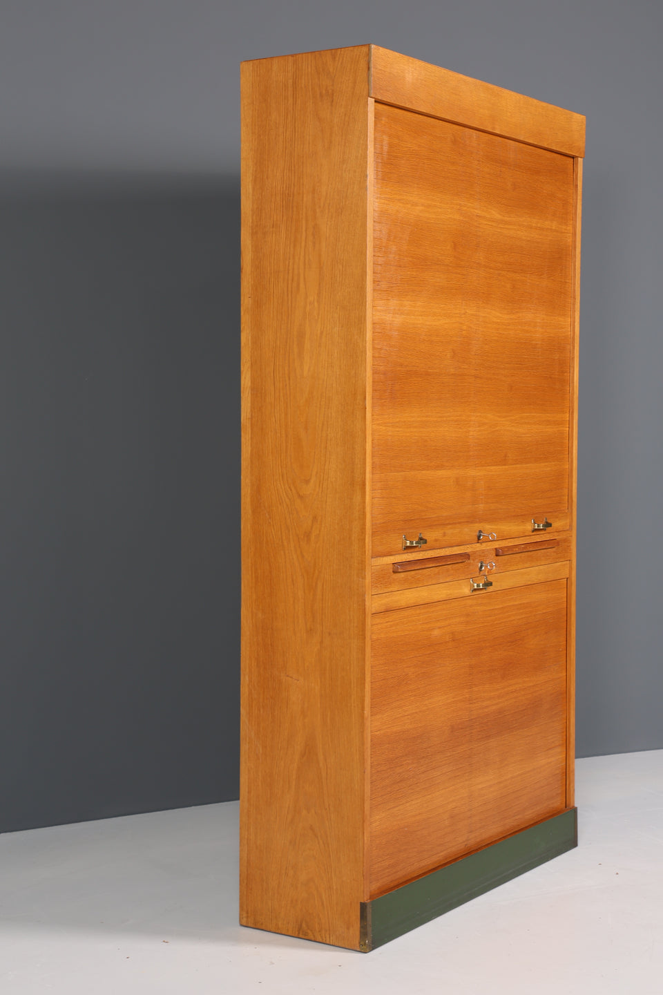 Mid Century Rollladenschrank Bauhaus Apothekerschrank Art Deco Büro Aktenschrank