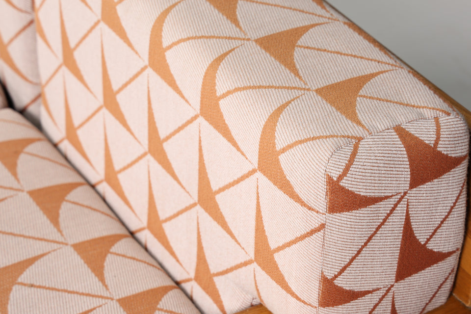 Stilvolles "Mario Bellini - Pianura" Stil Sofa 2- Sitzer Bauhaus Couch