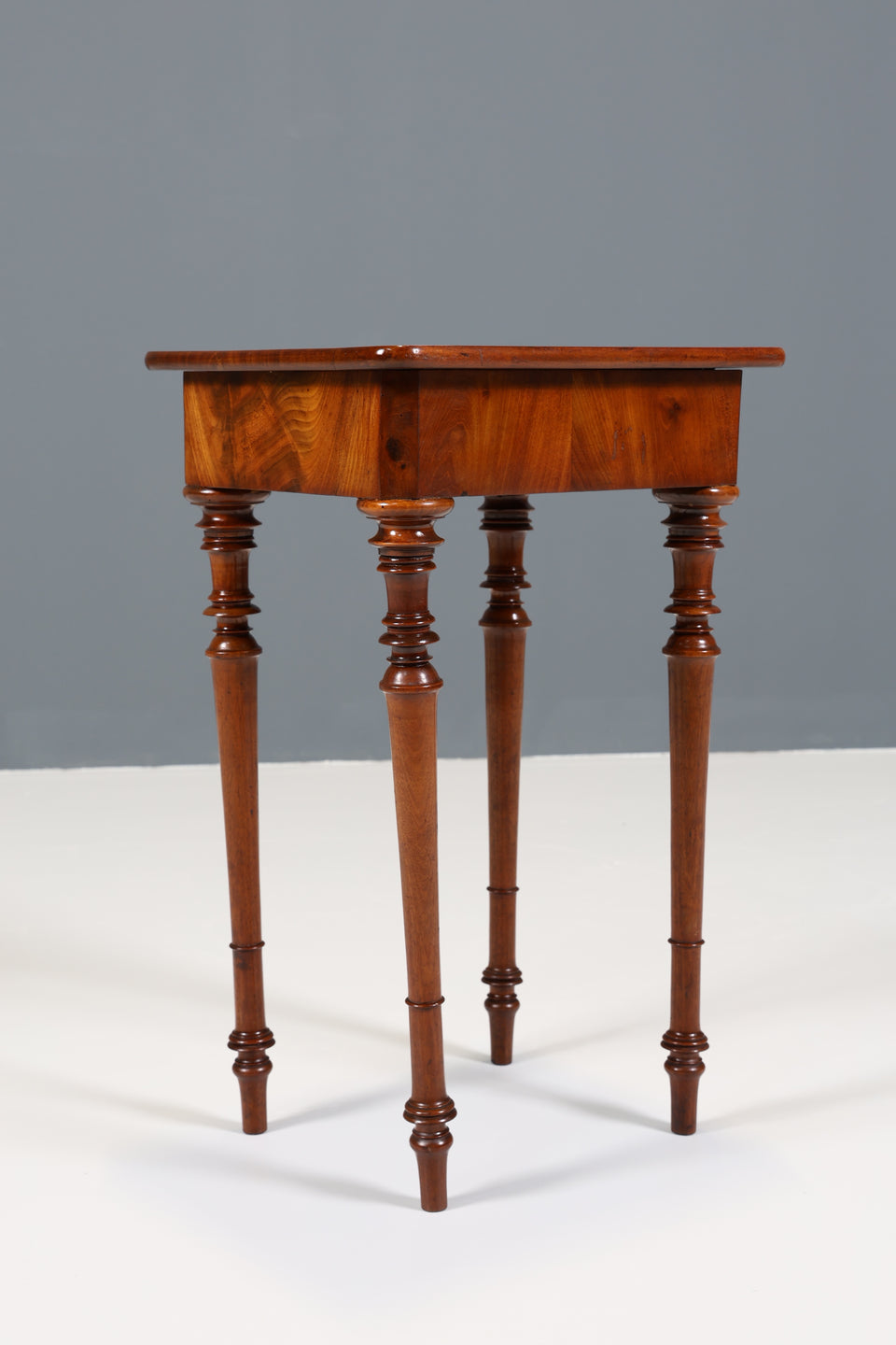Traumhafter Louis Philippe Beistelltisch Gründerzeit Nähtisch Antik um 1880