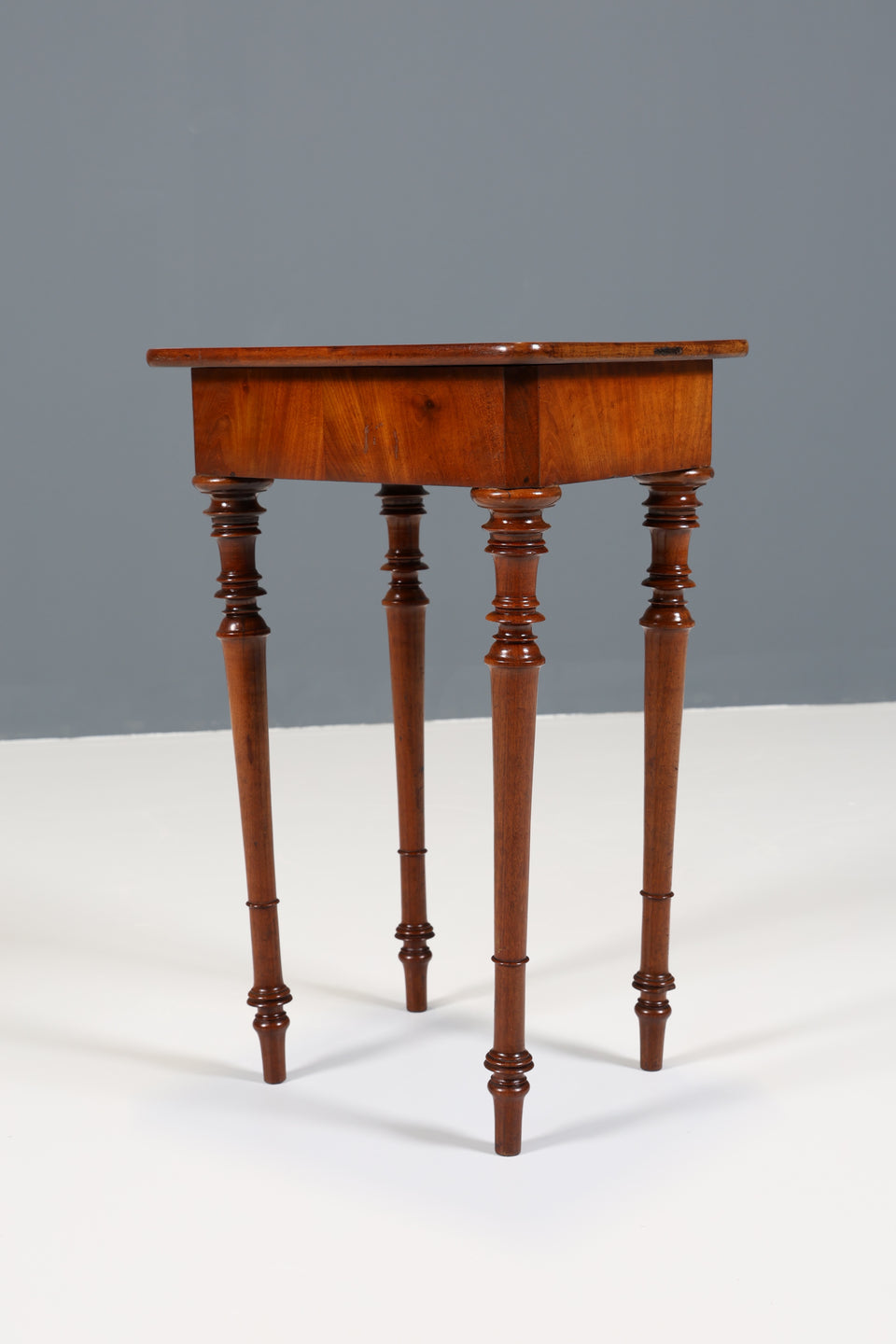 Traumhafter Louis Philippe Beistelltisch Gründerzeit Nähtisch Antik um 1880
