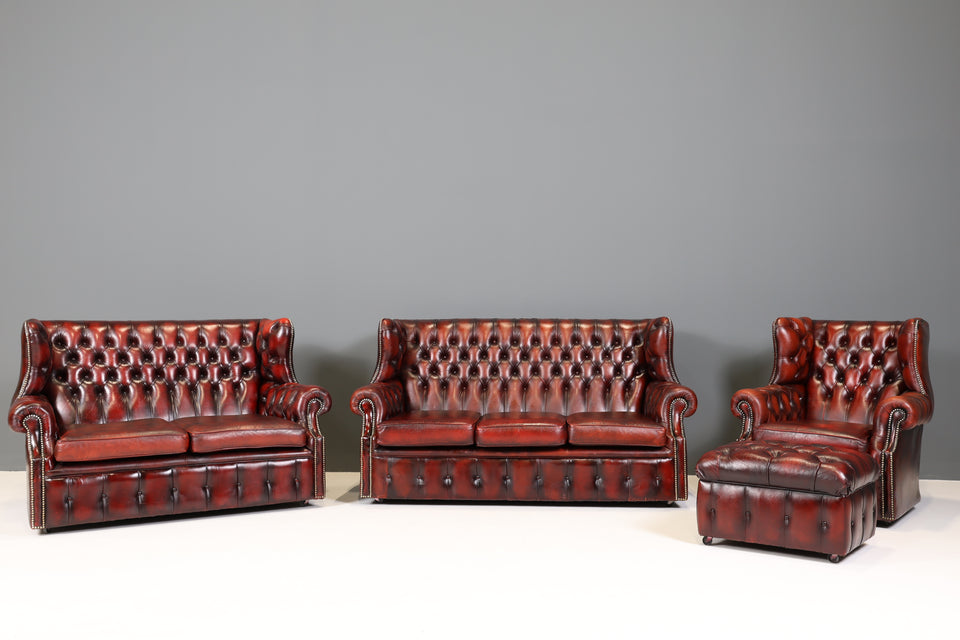 Original Chesterfield 2er Sofa Englisch Oxblood Leder