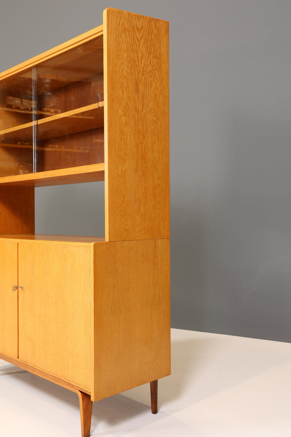 Schlichtes Mid Century Highboard Bücherregal Vintage Schrank Retro Holz Kommode