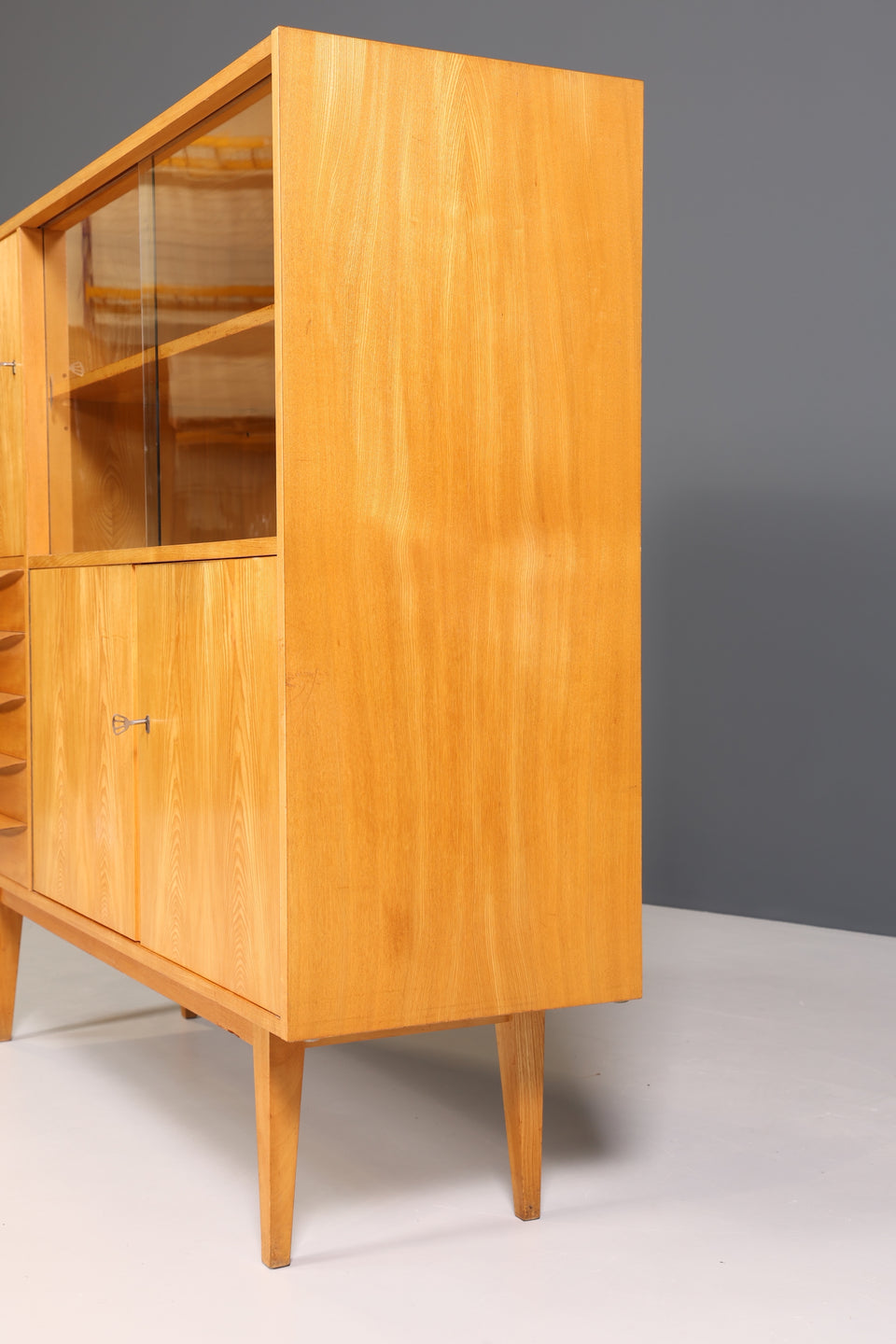 Original Hellerau Mid Century Vitrine Schrank Franz Ehrlich 602 Kommode Bücherregal