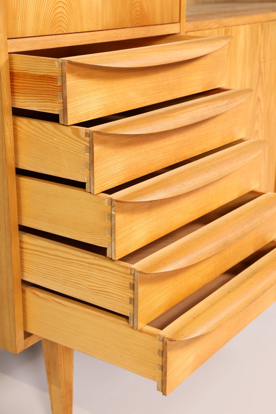 Original Hellerau Mid Century Vitrine Schrank Franz Ehrlich 602 Kommode Bücherregal
