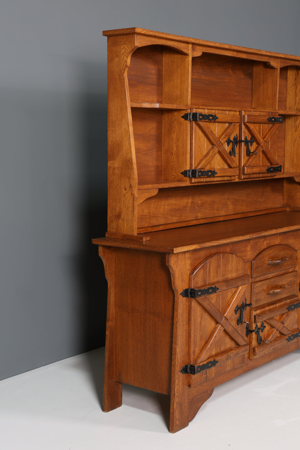 Wunderschönes Spanisches Buffet Akazien echt Holz Schrank