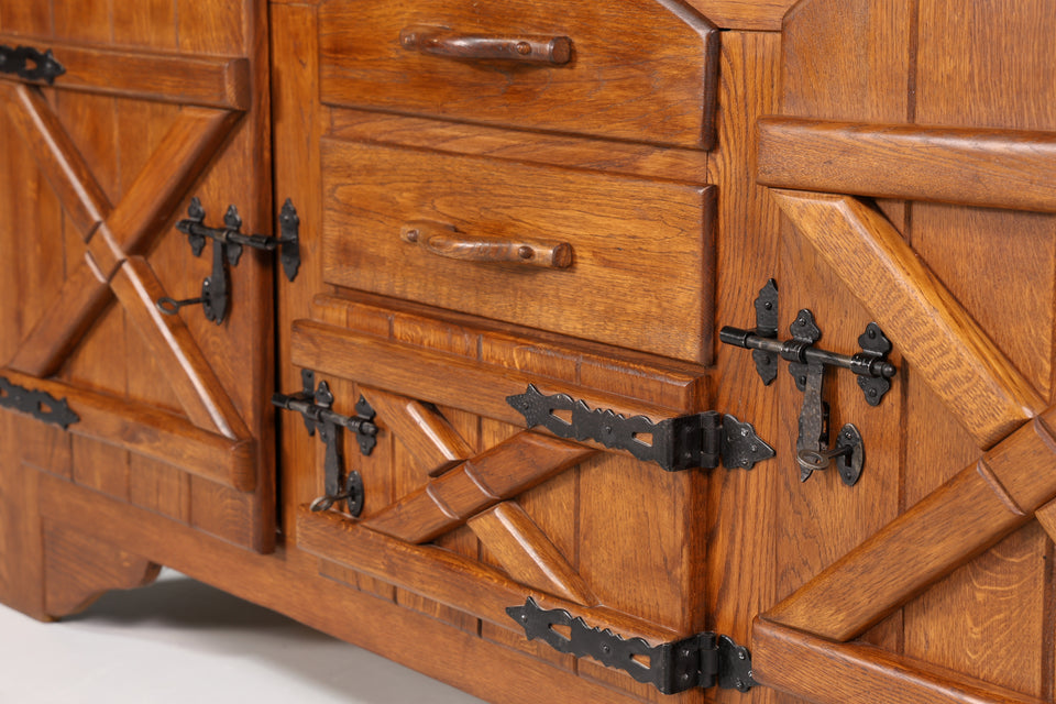Wunderschönes Spanisches Buffet Akazien echt Holz Schrank