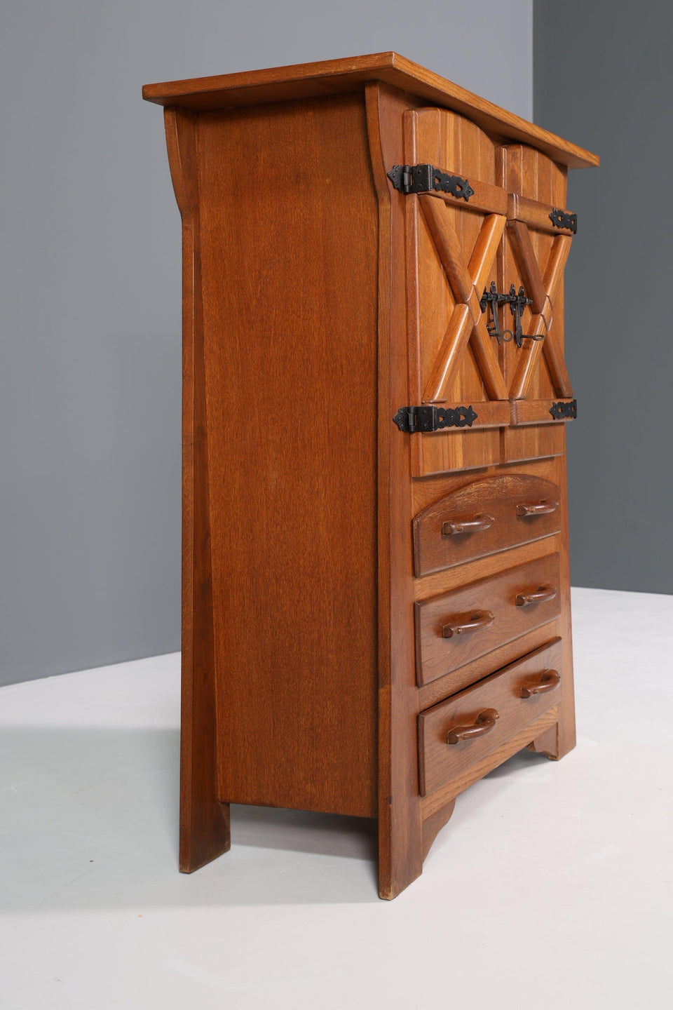 Wunderschönes Spanisches Highboard Akazien echt Holz Kommode