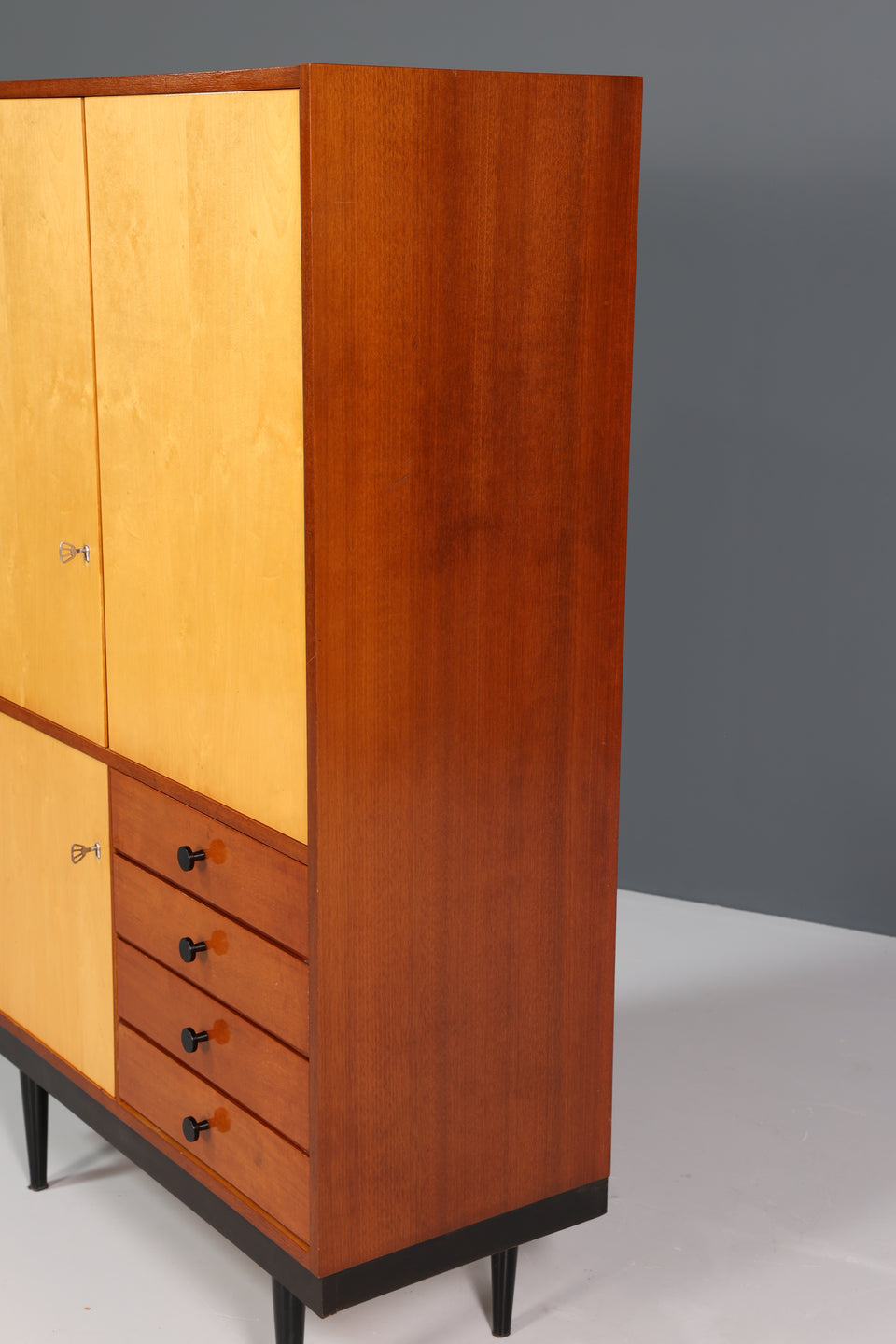 Wunderschöner Mid Century Schrank Retro Highboard Vintage Kleiderschrank