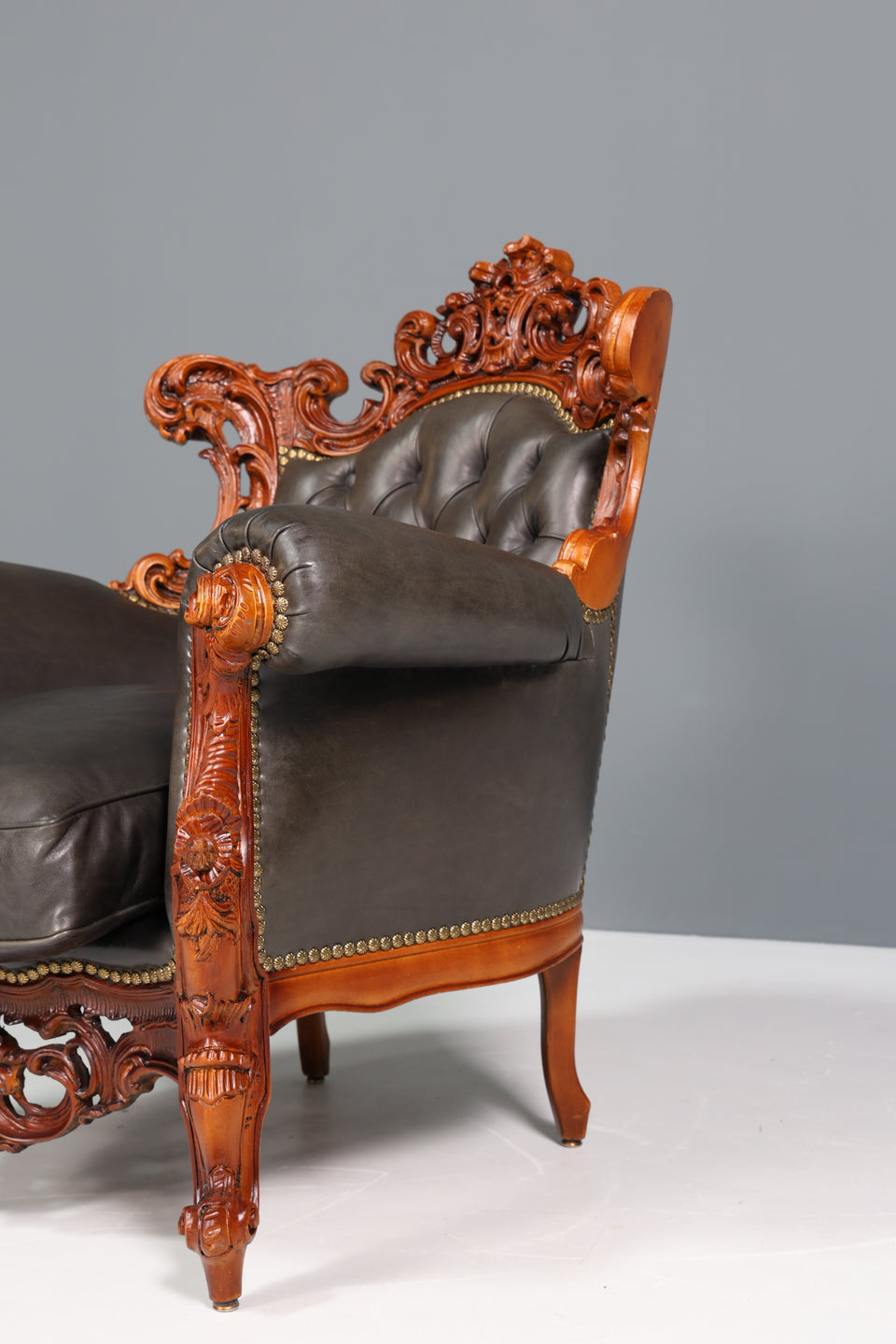 Königlicher Barock Sessel echt Leder Luxus Chesterfield Sessel 1 von 2