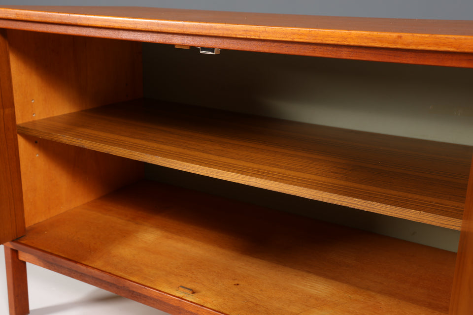 Wunderschöne Danish Teak Holz Kommode Mid Century Sideboard