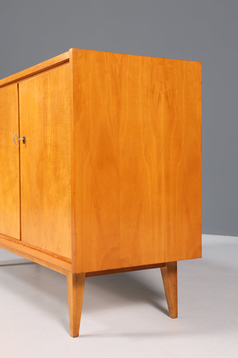 Schlichte Mid Century Sideboard Vintage Kommode