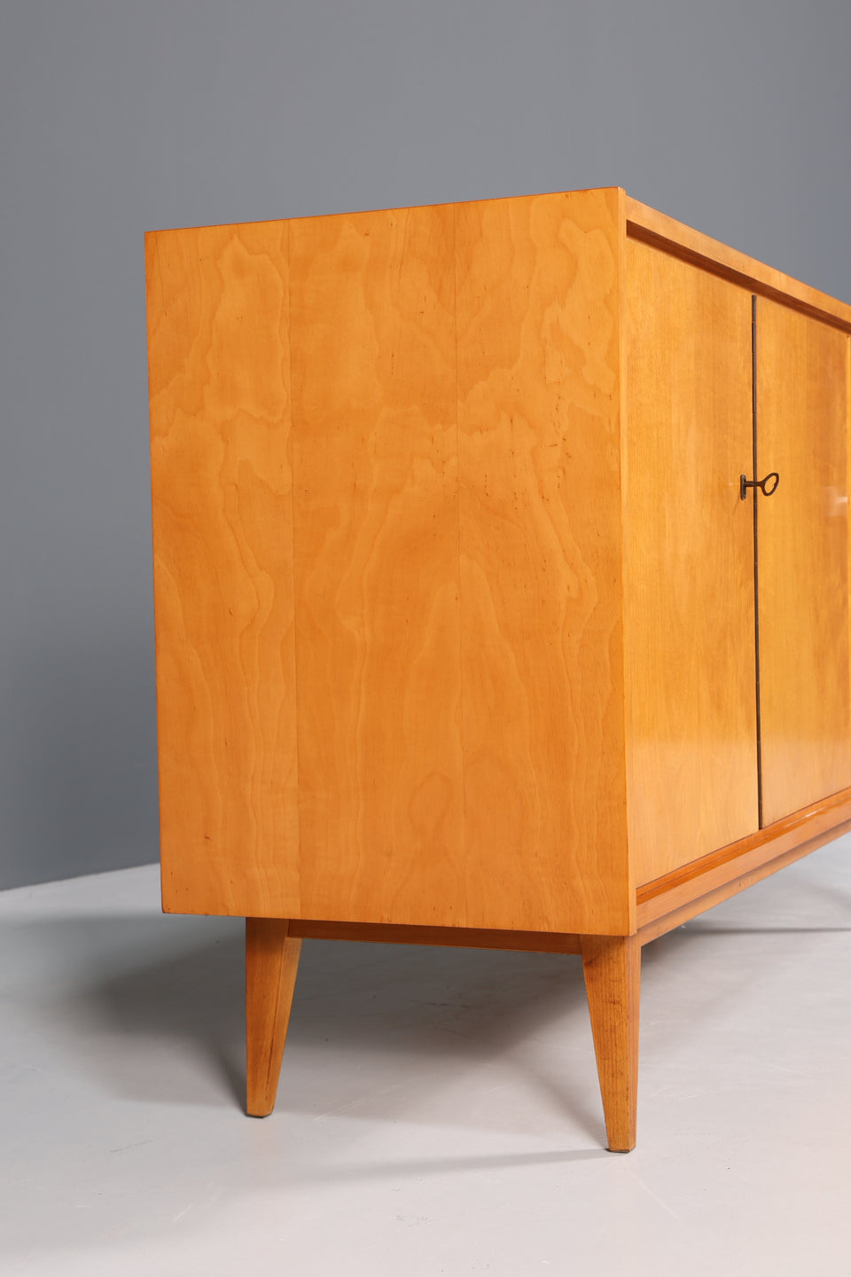 Schlichte Mid Century Sideboard Vintage Kommode