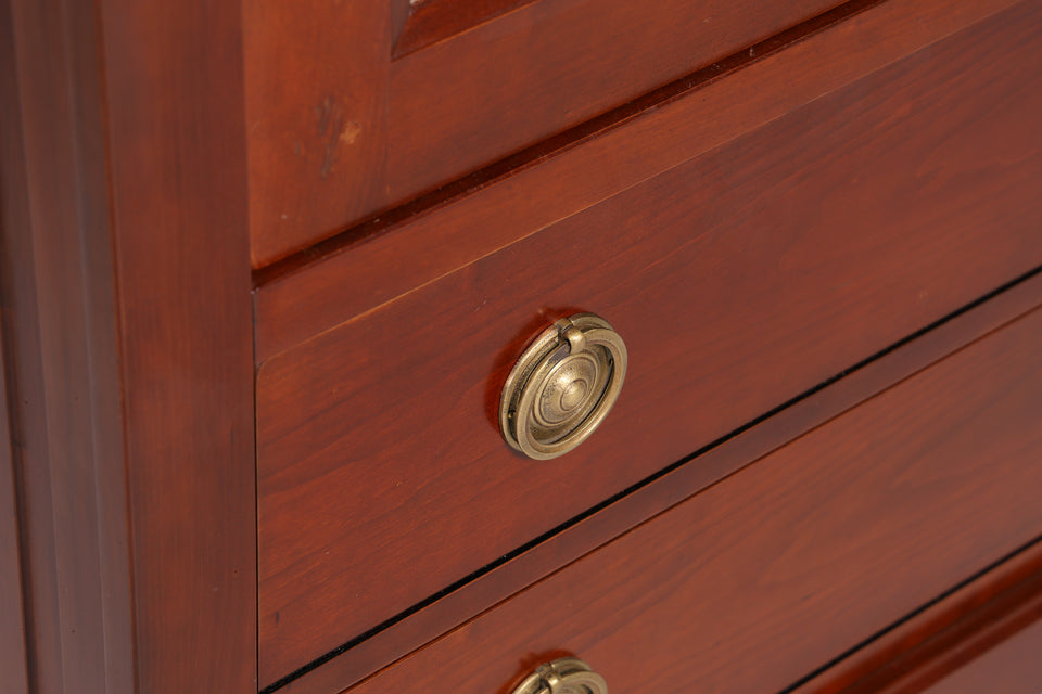 Edler Schrank im Englischen Stil "Made in France" Kleiderschrank