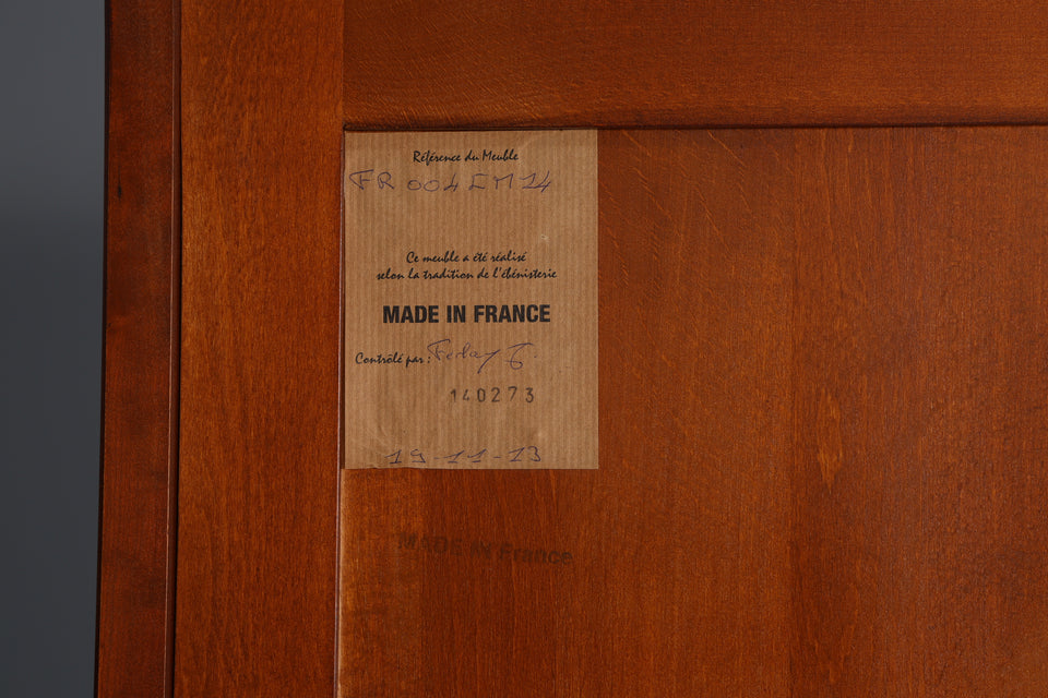 Edler Schrank im Englischen Stil "Made in France" Kleiderschrank