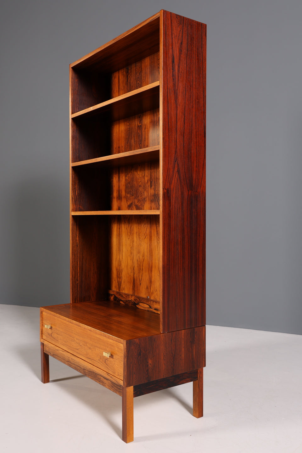 Wunderschönes Palisander Regal Mid Century Vintage Bücherregal 60s