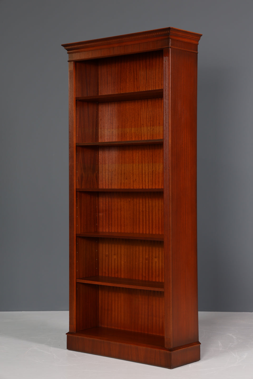 Wunderschönes Englisches Bücherregal Antik Stil Regal 2 von 2