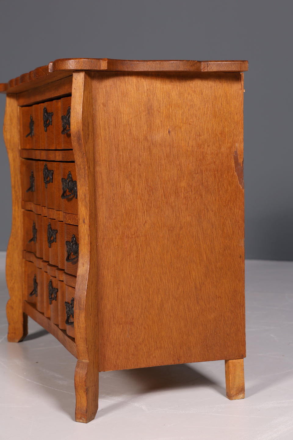 Traumhafte Barock Stil Kommode massiv Holz Eiche Sideboard