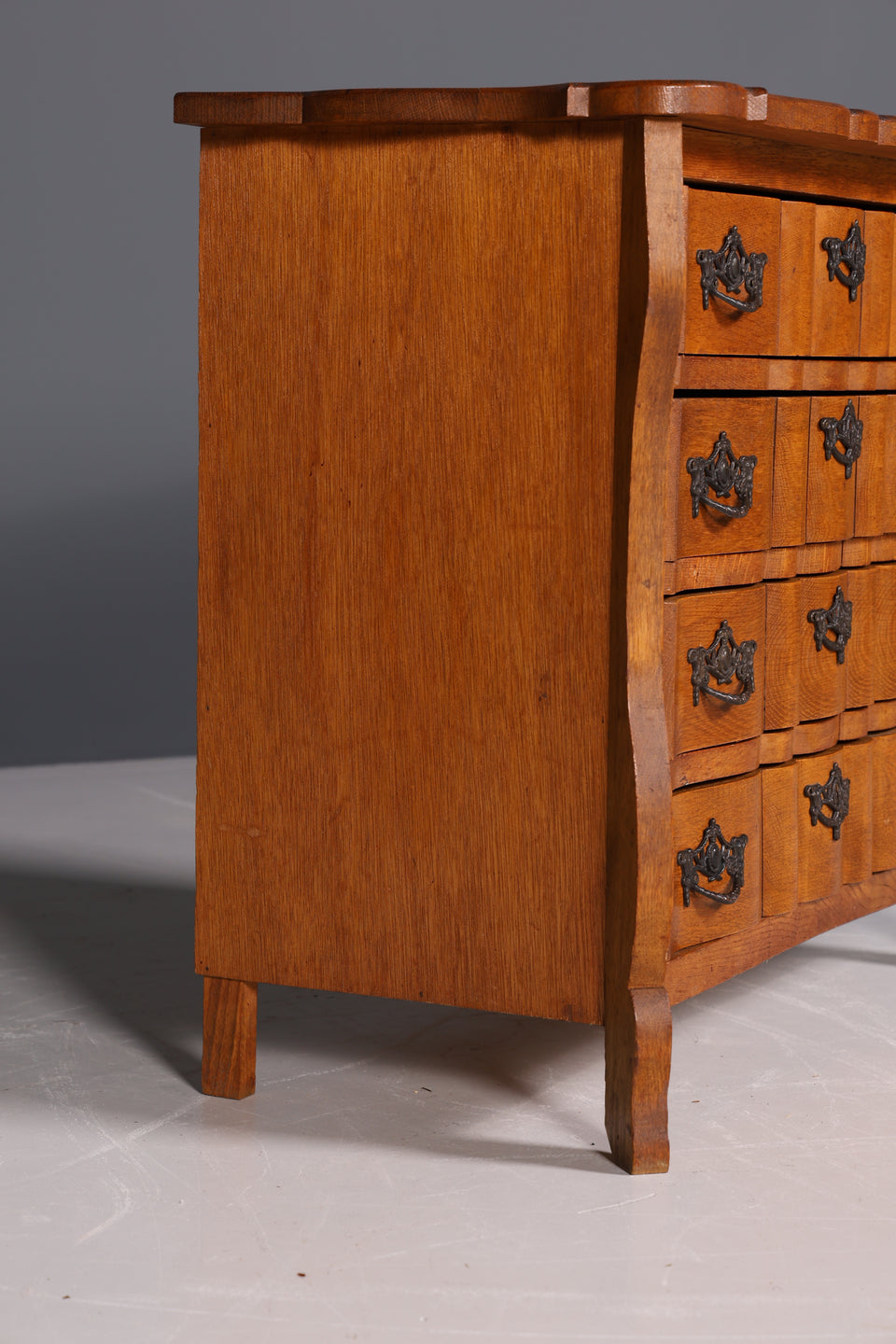 Traumhafte Barock Stil Kommode massiv Holz Eiche Sideboard