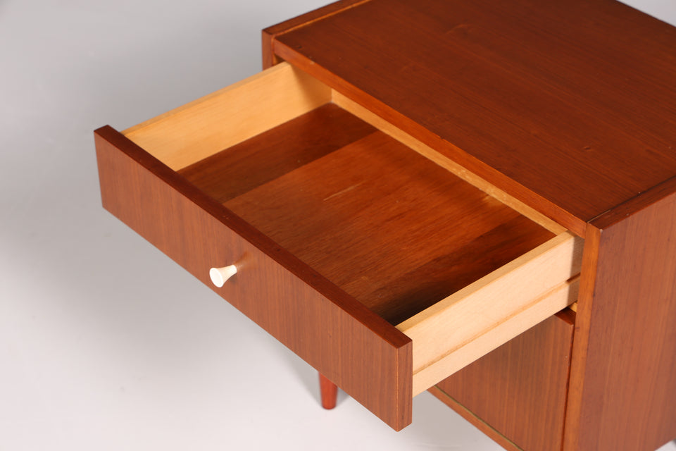 Wunderschöne Mid Century Retro Kommode Vintage Nachttisch 2 von 2