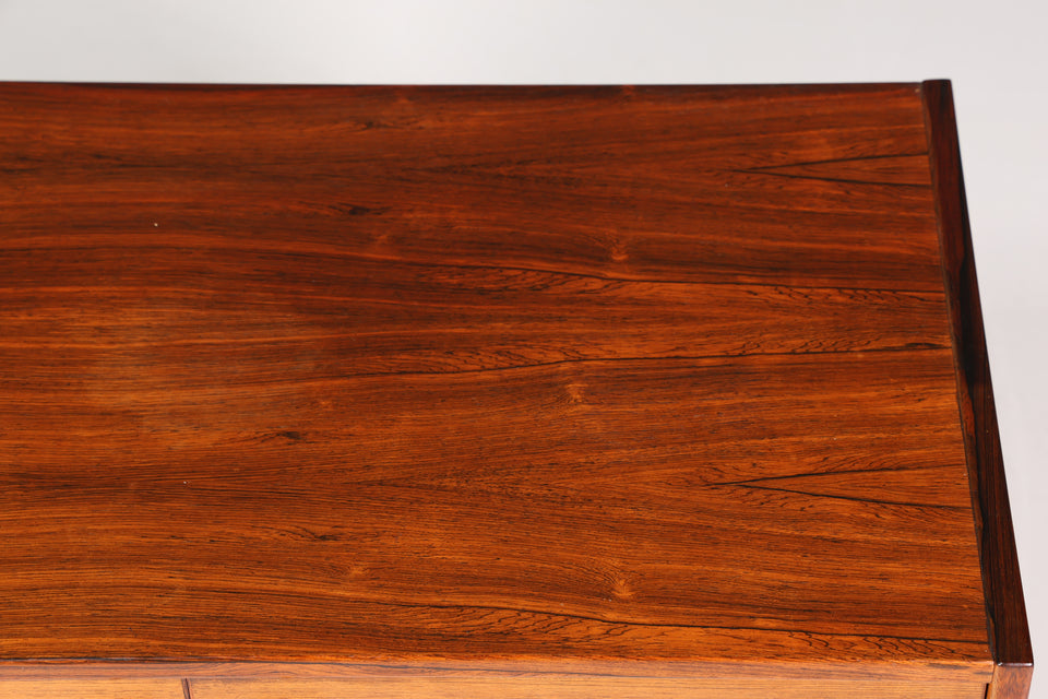 Traumhafte Mid Century Palisander Holz Kommode Danish Schrank 1 von 2