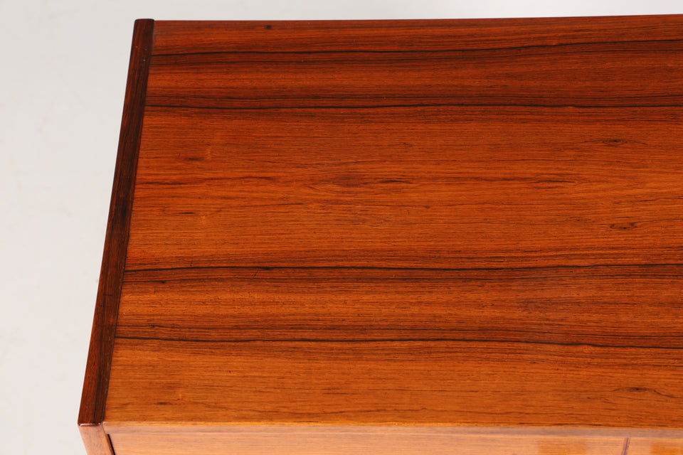 Traumhafte Mid Century Palisander Holz Kommode Danish Schrank 2 von 2