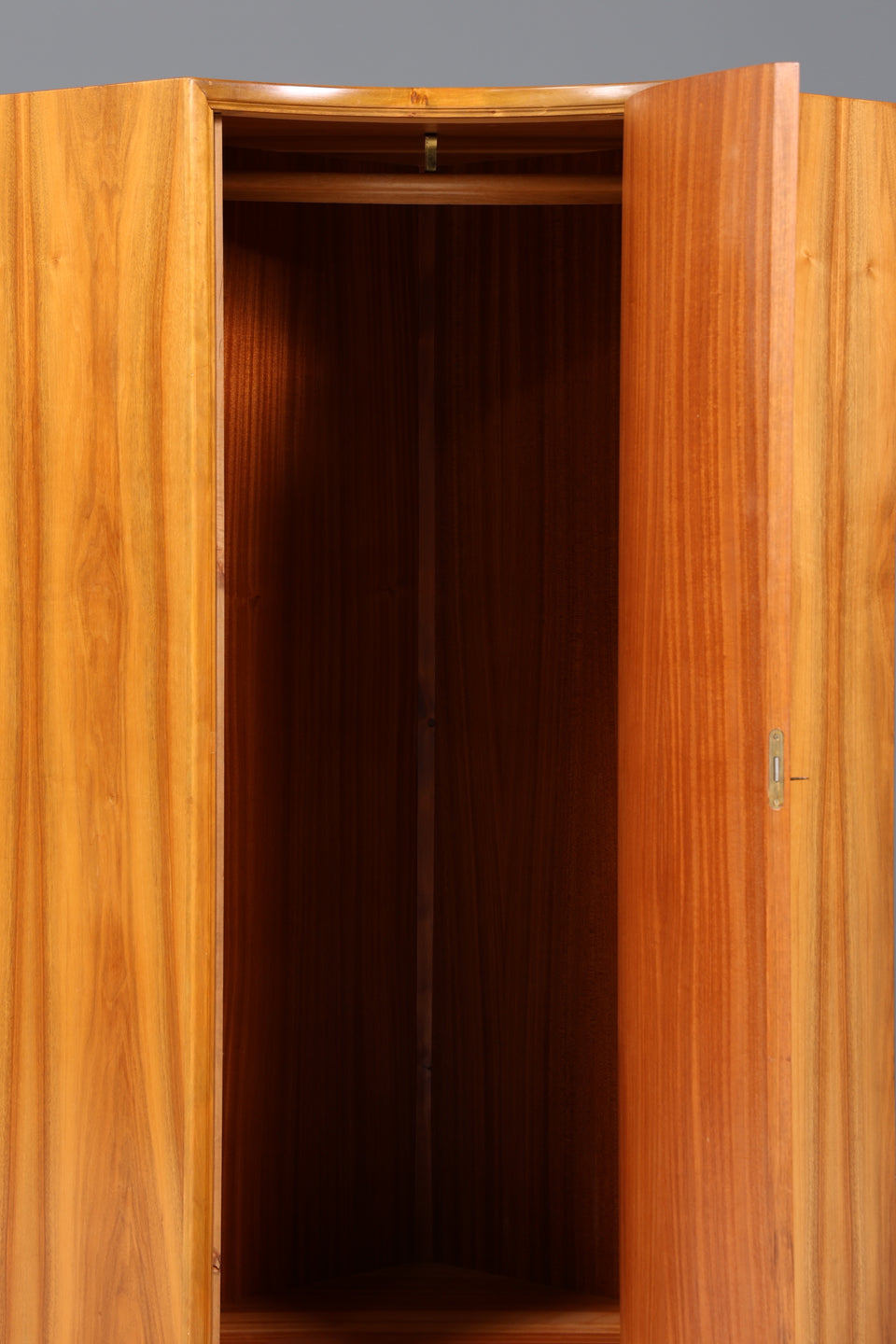 Wunderschöner Mid Century Eckschrank Highboard Retro Kommode