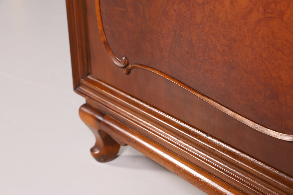 Stilvolle Chippendale Vitrine Regal Schrank Englisch Bücherregal 1 von 2