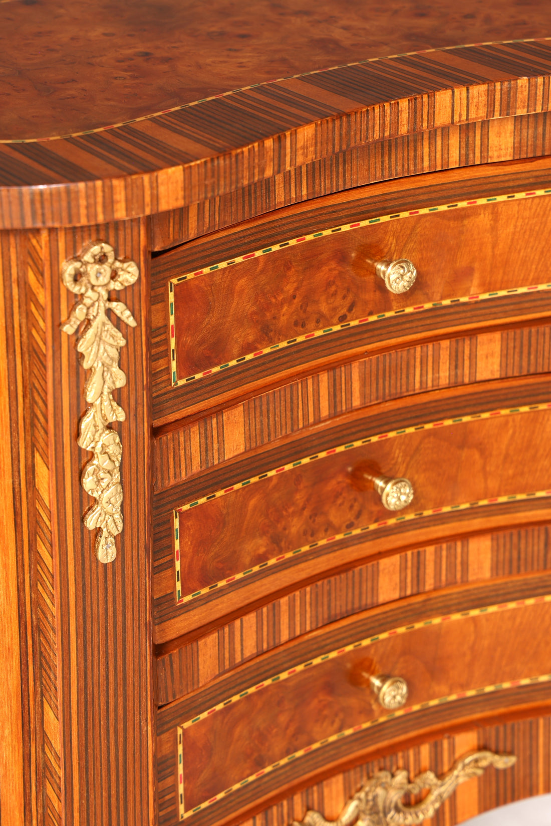 Stilvolle Barock Stil Kommode Antik Stil Beistelltisch Messing Schränkchen