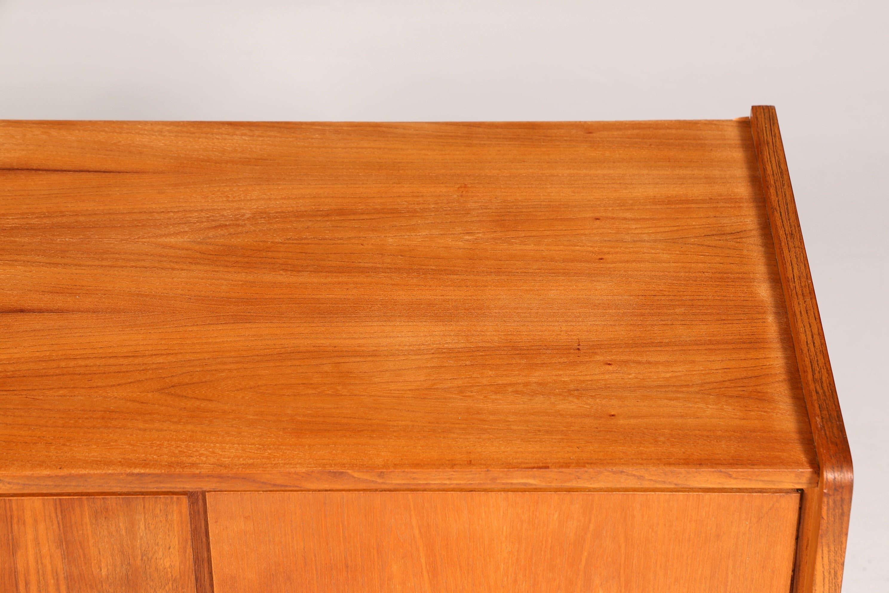 Wunderschönes Mid Century Sideboard Vintage Kommode TV Schrank Flurkommode 60s