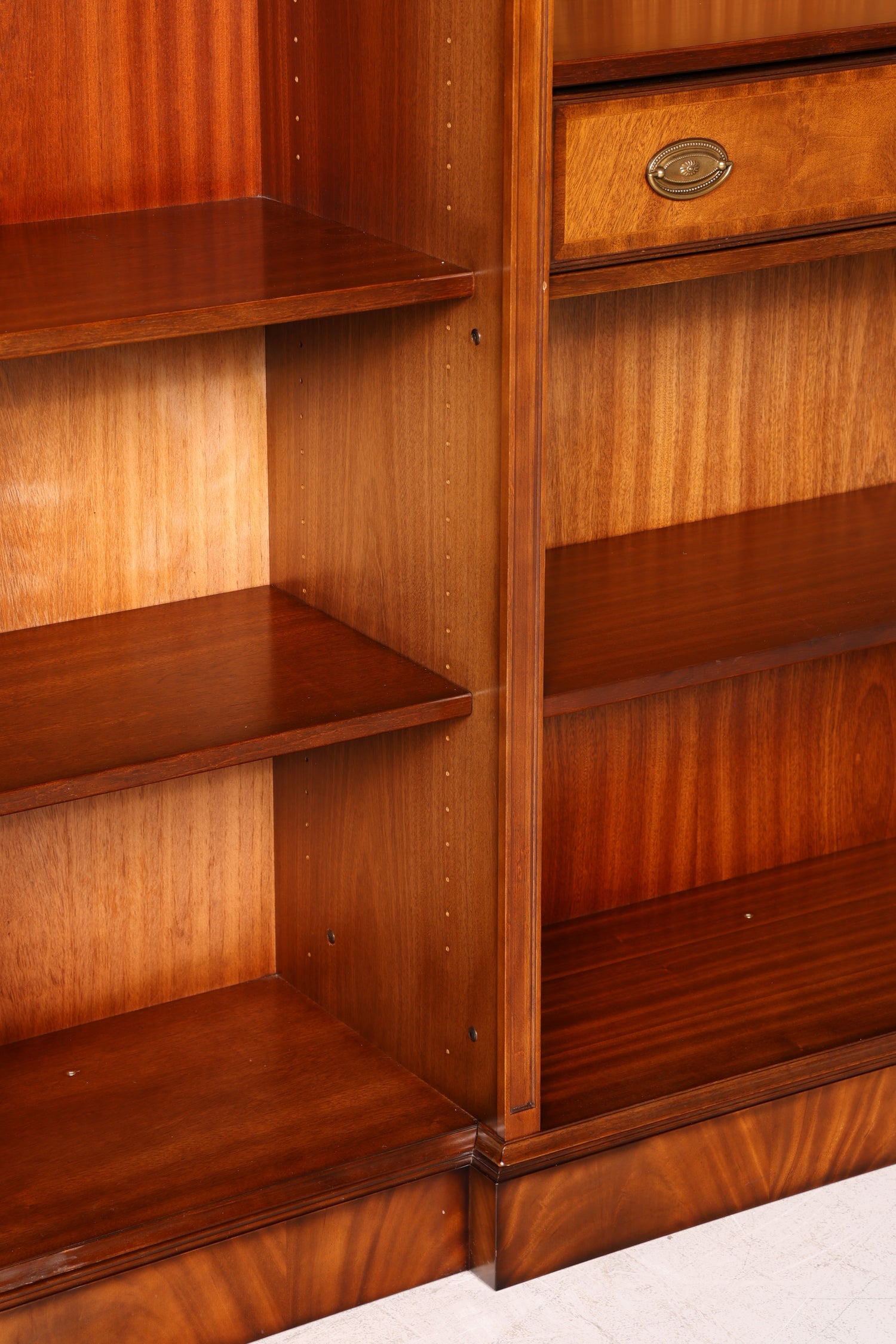 Beeindruckendes XXL Original Heldense Bücherregal Eibe Englisch Regal Standregal Bücherschrank Antik Bibliothek
