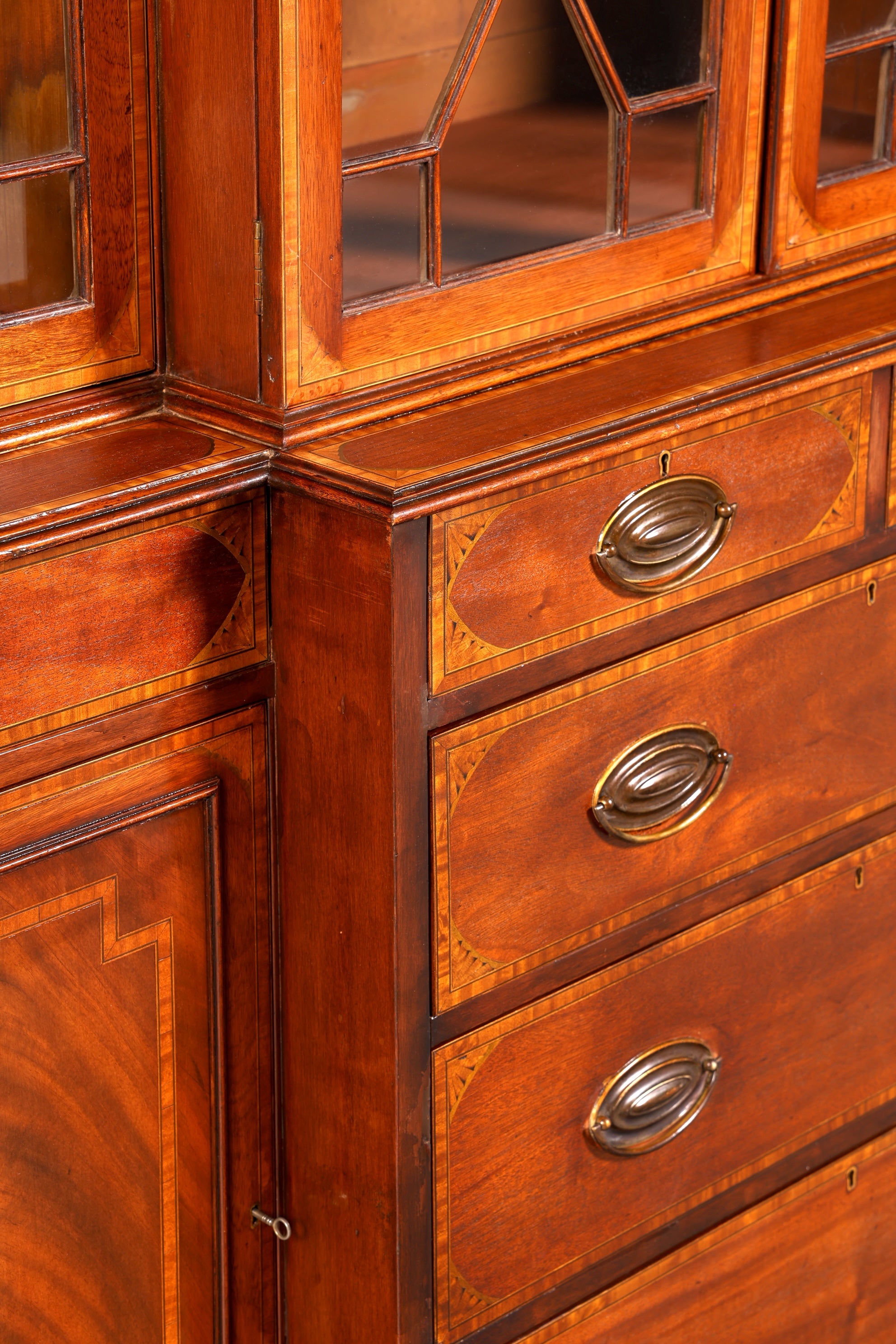 Wunderschöne Englische Vitrine Bibliothek Bücherschrank UK Buffet Schrank 60s Jahre