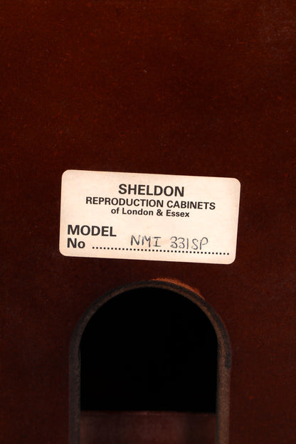 Edler Englischer HiFi-Schrank Sheldon Mahagoni Musikschrank Plattenschrank Phonoschrank 60s Vintage