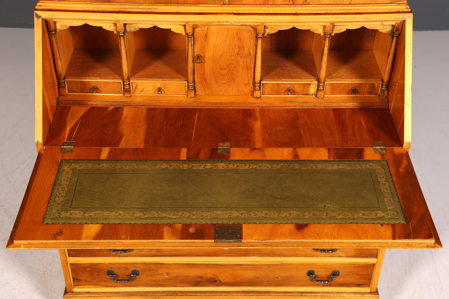 G011 Finish cm, Stilvoller Englischer Sekretär Büro Aufsatzsekretär Eibe Antik Stil Vitrinen Schrank UK