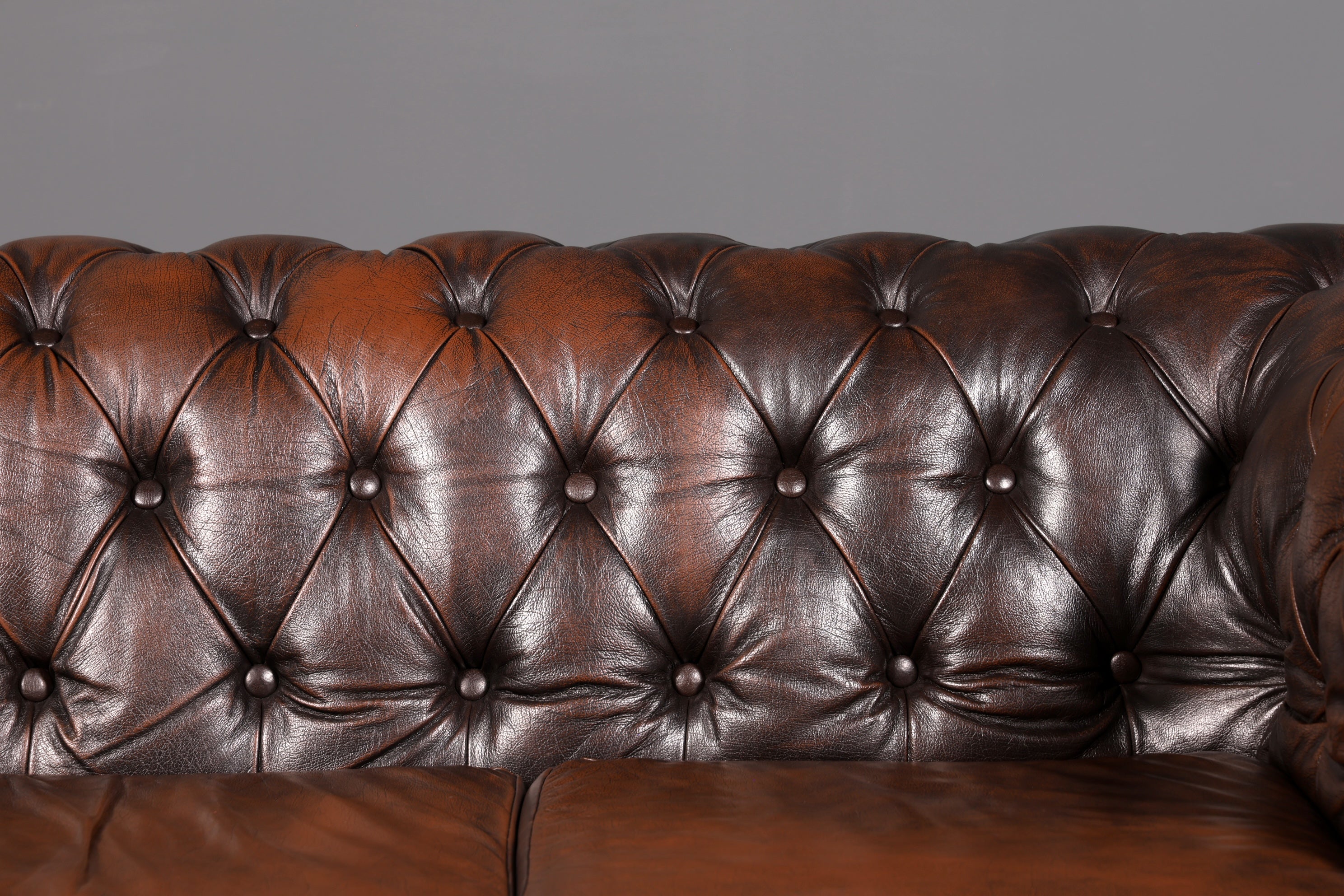 Wunderschönes Original Chesterfield Sofa 3-Sitzer Echt Leder Couch Englisch Ledersofa Vintage
