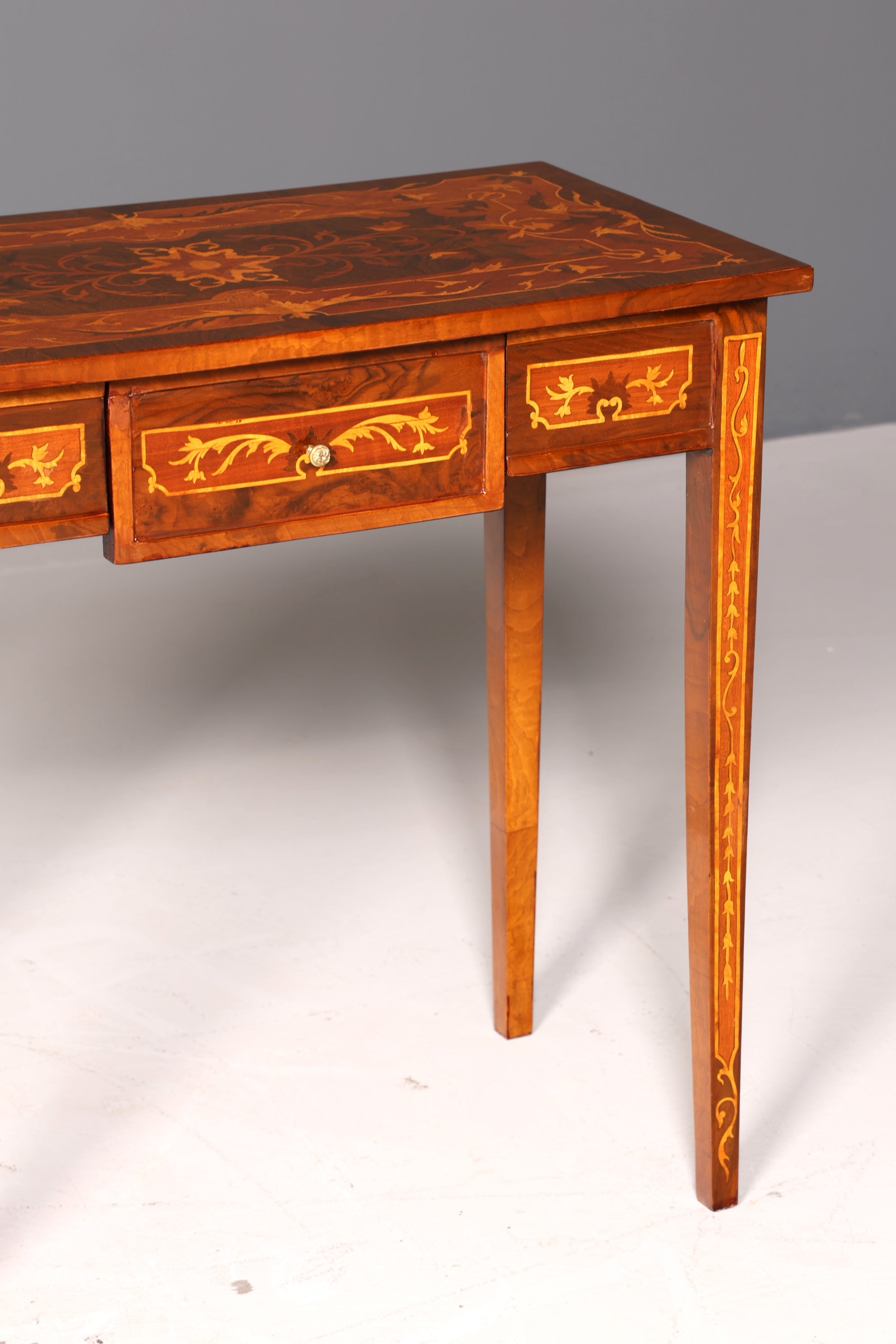 Traumhafter filigraner Schreibtisch French Desk Antik Stil Bürotisch Barock Stil Office Desk Vintage